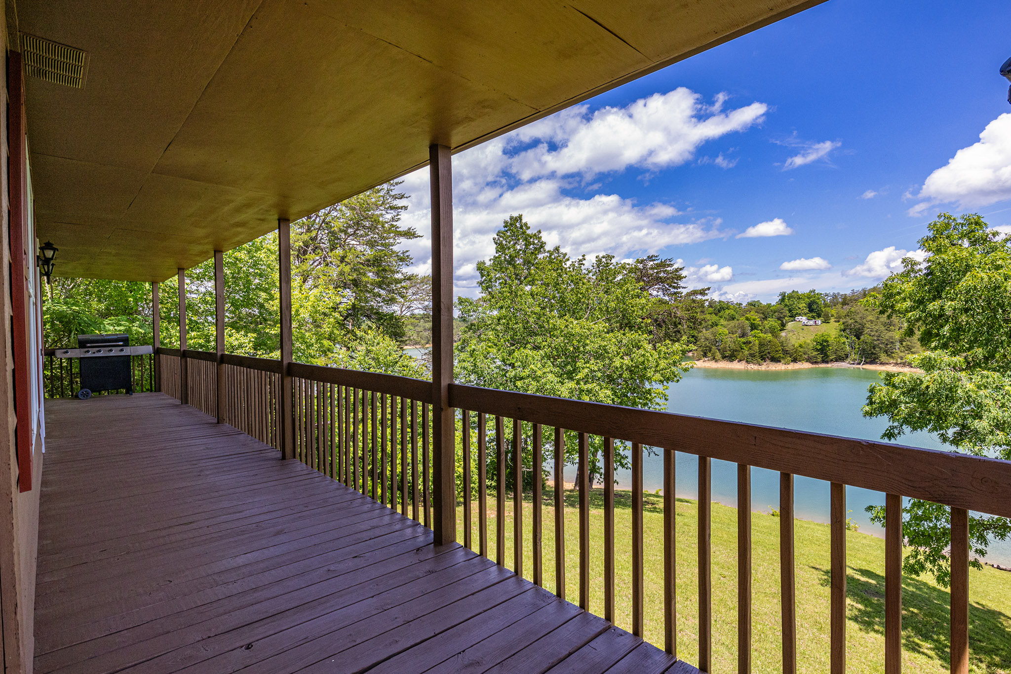 Sevierville, Tennessee, 37876, United States, 3 Bedrooms Bedrooms, ,2 BathroomsBathrooms,Residential,For Sale,1937497
