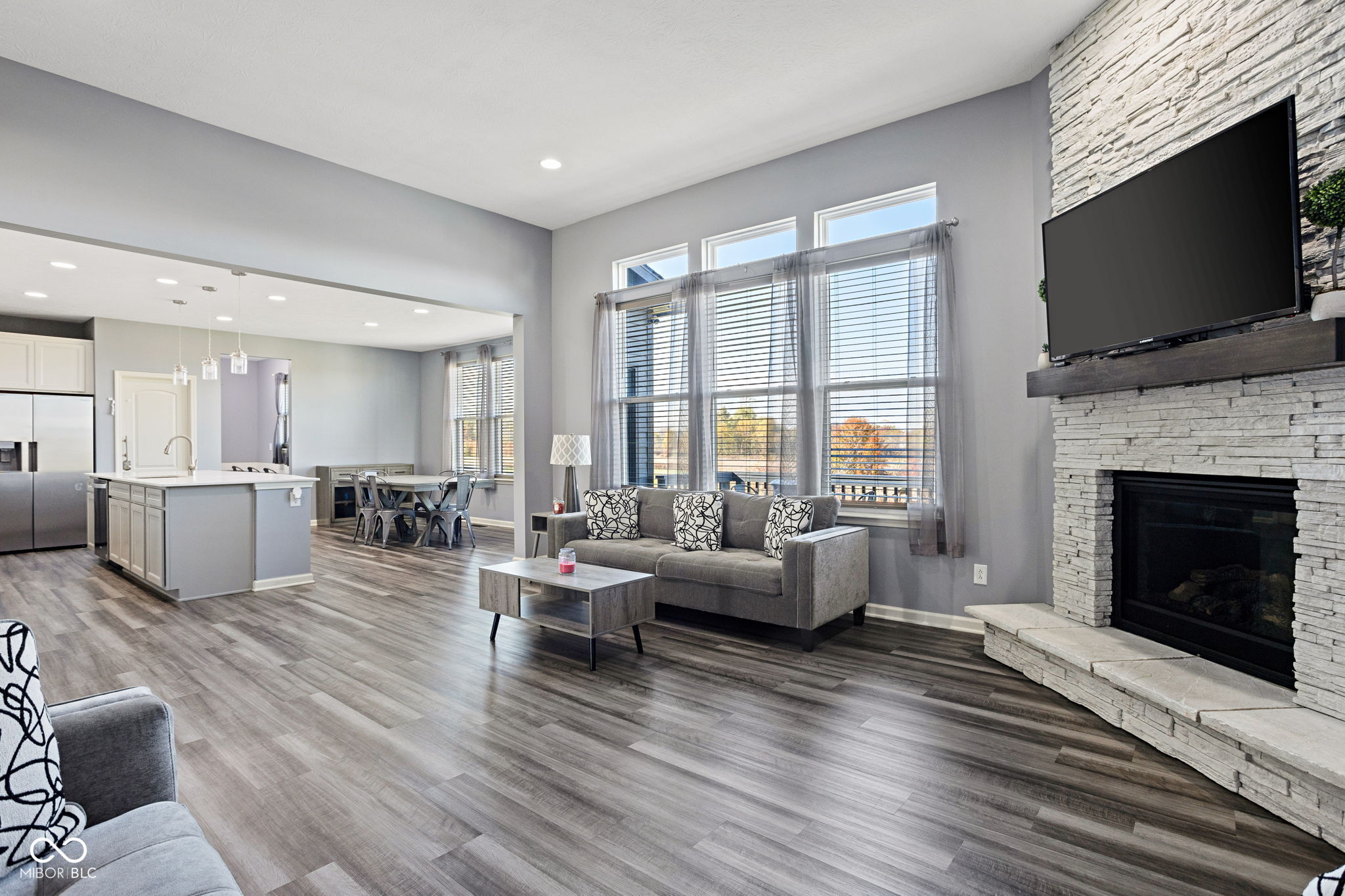 Noblesville, Indiana, 46062, United States, 6 Bedrooms Bedrooms, ,4 BathroomsBathrooms,Residential,For Sale,1987337