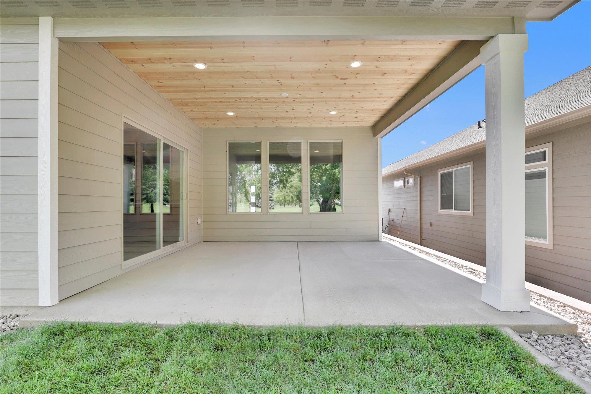 Deer Park, Washington, 99006, United States, 3 Bedrooms Bedrooms, ,2 BathroomsBathrooms,Residential,For Sale,1962895