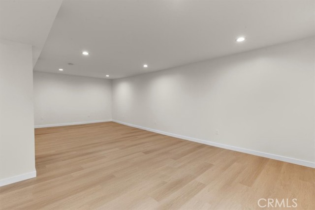 West Hollywood, California, 90046, United States, 2 Bedrooms Bedrooms, ,2 BathroomsBathrooms,Residential,For Sale,1992442