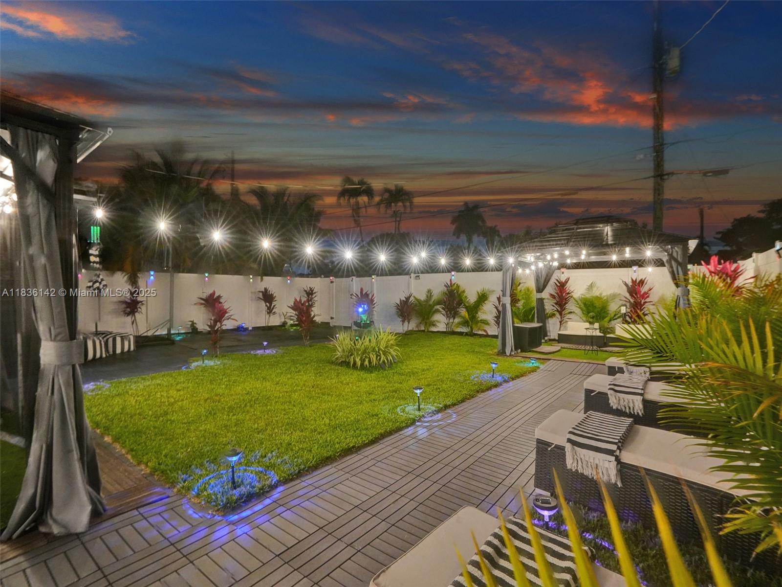 Hollywood, Florida, 33019, United States, 3 Bedrooms Bedrooms, ,2 BathroomsBathrooms,Residential,For Sale,1898660