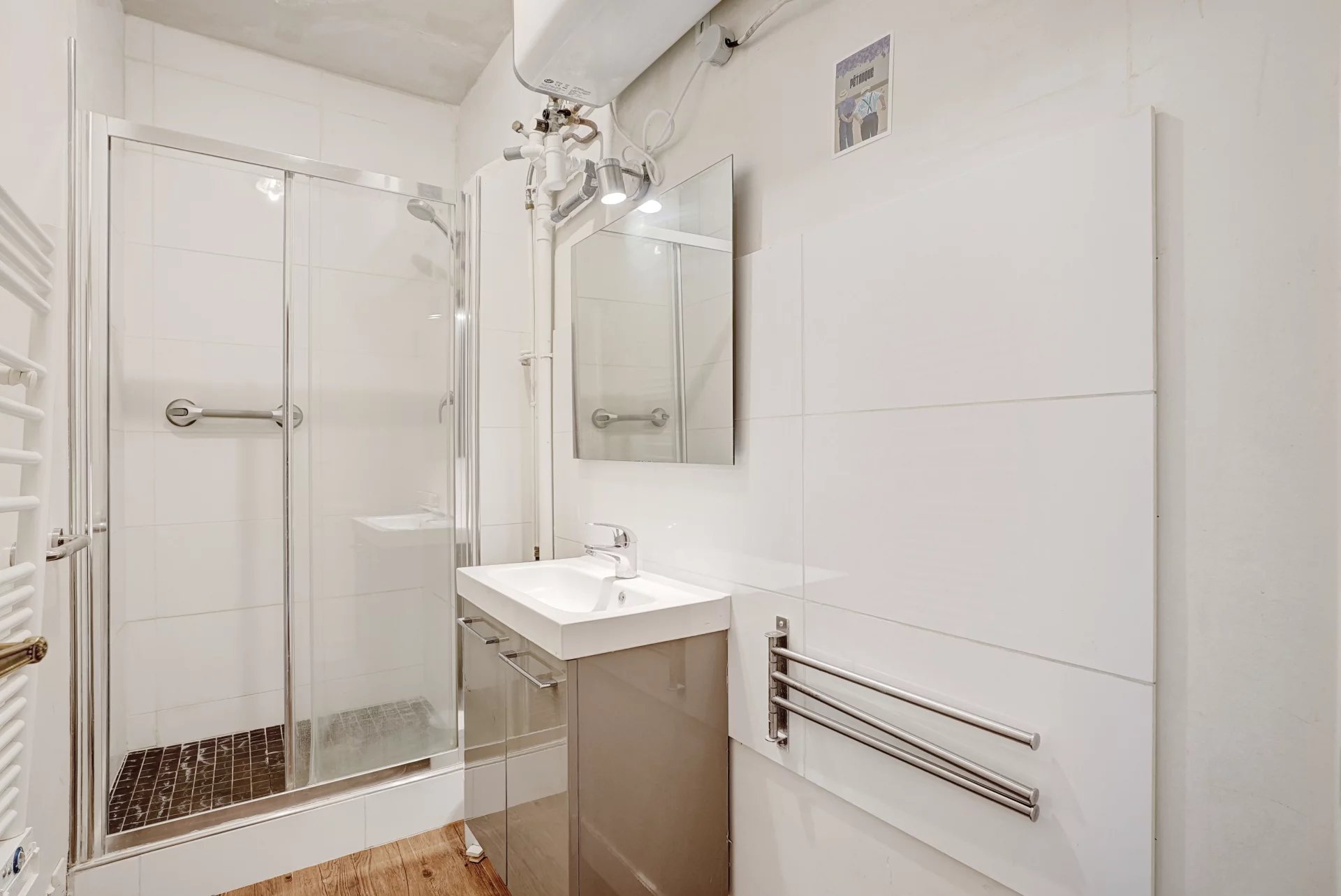 Versailles, Île-de-France, 78000, FR, 5 Bedrooms Bedrooms, ,4 BathroomsBathrooms,Residential,For Sale,2002100