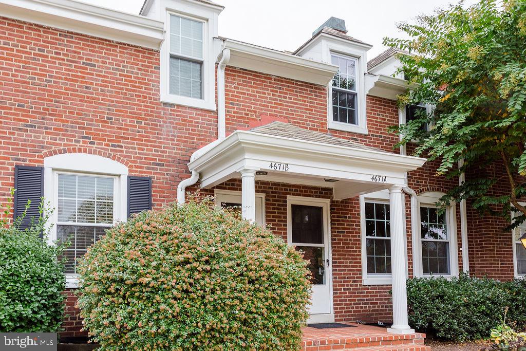 Arlington, Virginia, 22206, United States, 2 Bedrooms Bedrooms, ,2 BathroomsBathrooms,Residential,For Sale,1976928