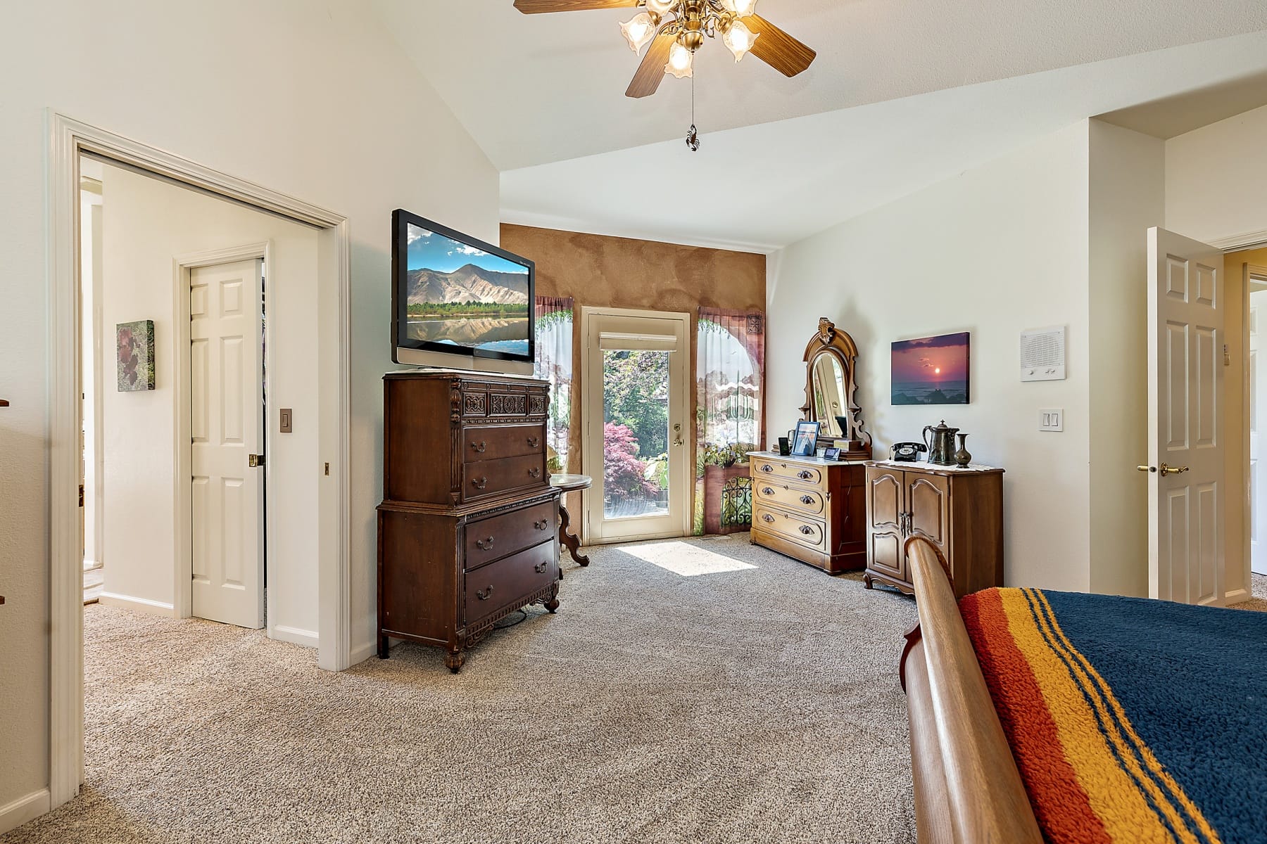  4000 Little Applegate Road Jacksonville, OR 97530 - 物件實景