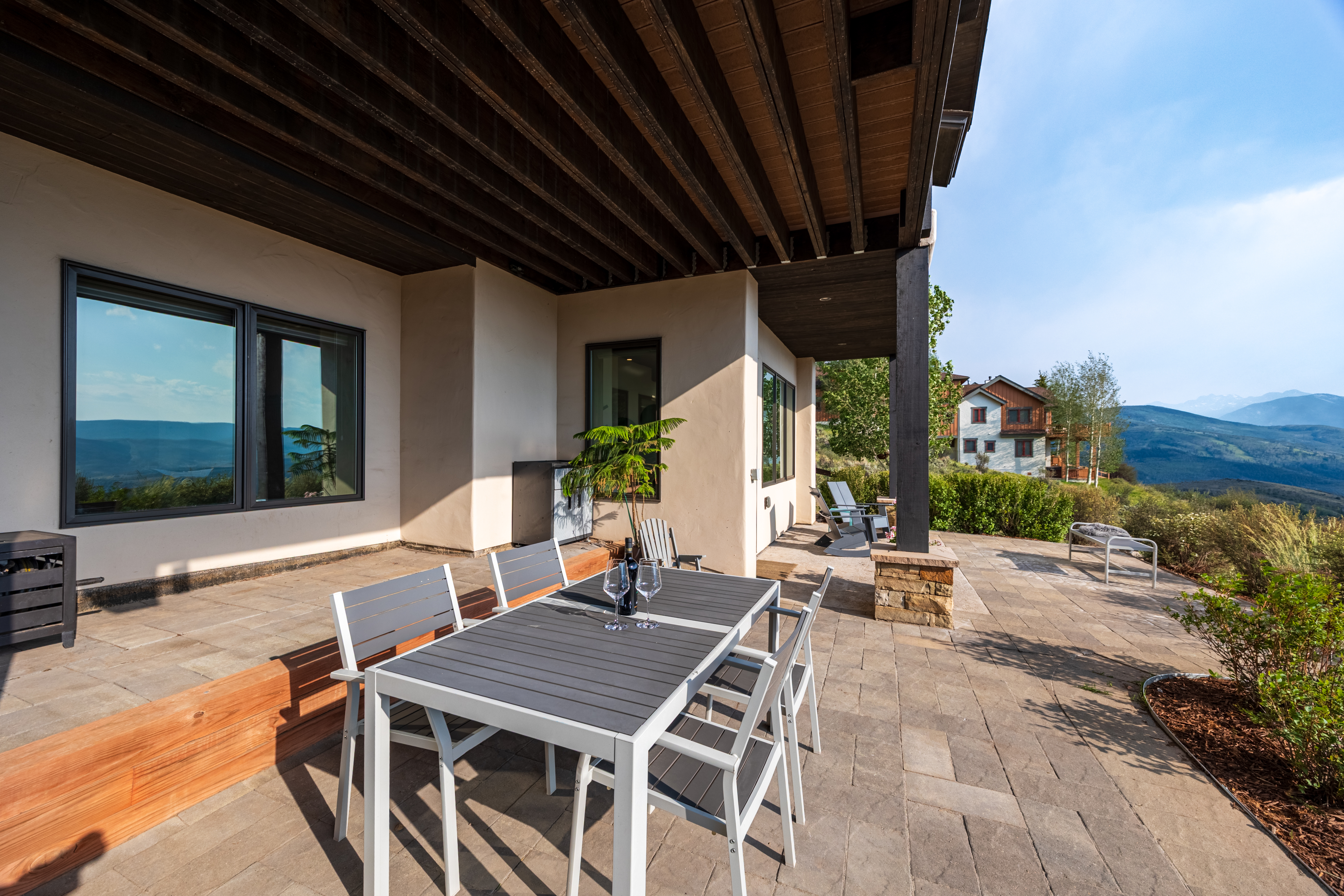  Enjoy Exceptional Southern and Western Mountain Views in Wildridge - 物件實景
