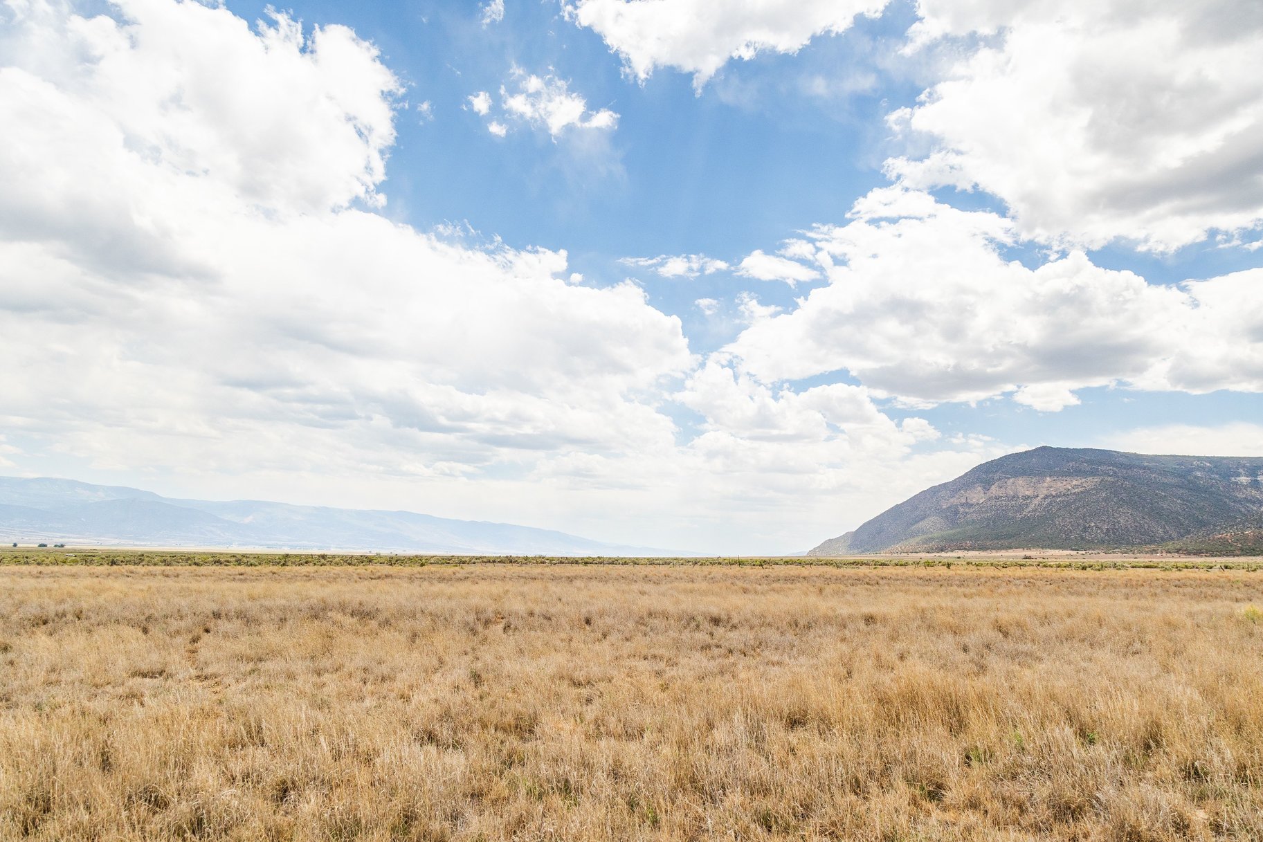  8.5-Acre Lots, No HOA, Stunning Horseshoe Mountain Views - 物件實景