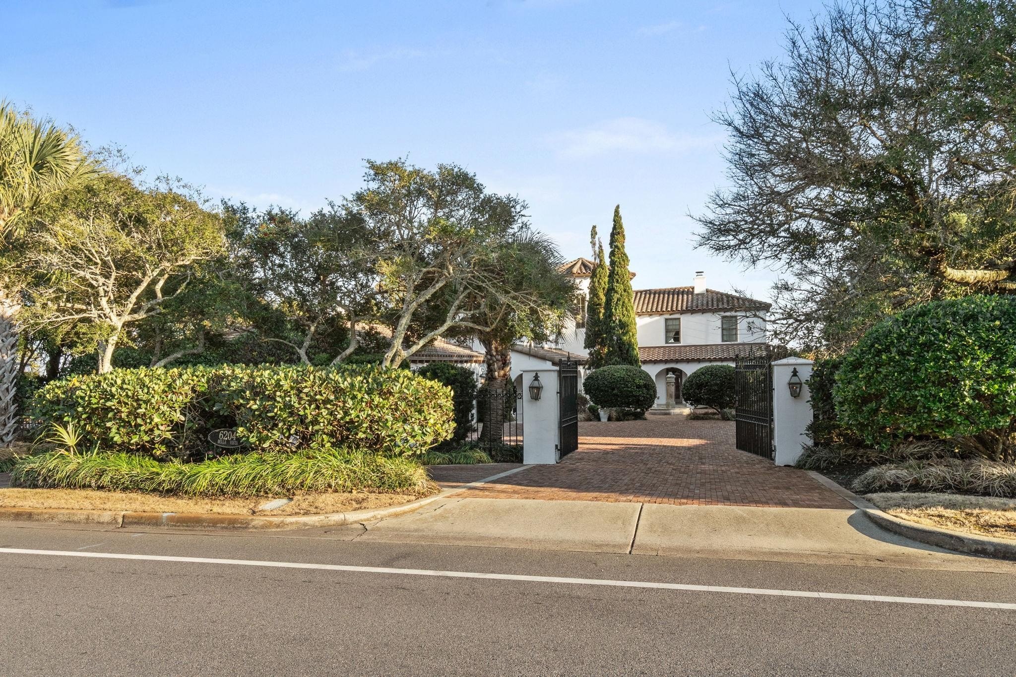 Myrtle Beach, South Carolina, 29577, United States, 5 Bedrooms Bedrooms, ,6 BathroomsBathrooms,Residential,For Sale,2025124