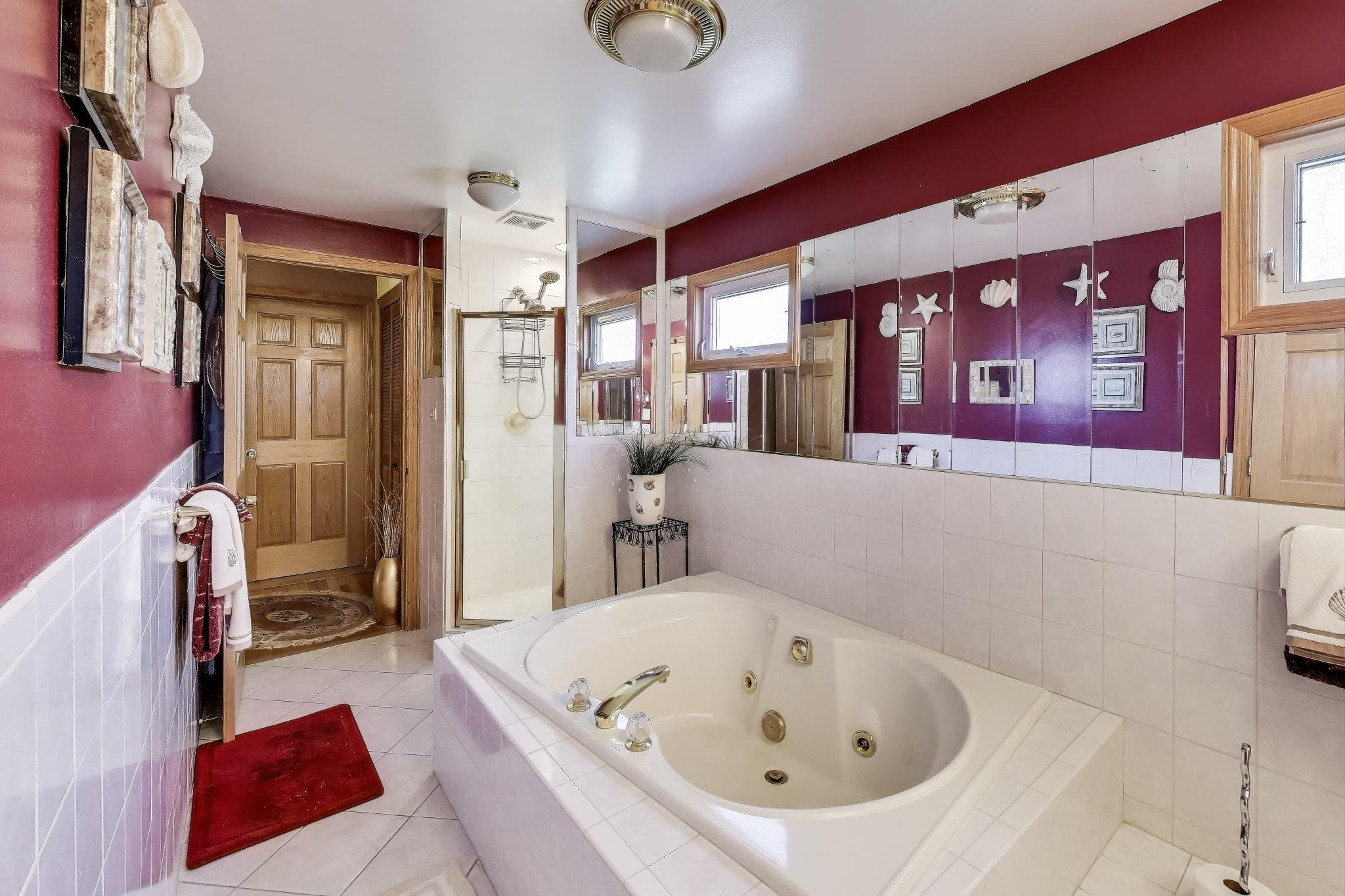 Harwood Heights, Illinois, 60706, United States, 2 Bedrooms Bedrooms, ,Residential,For Sale,1928738