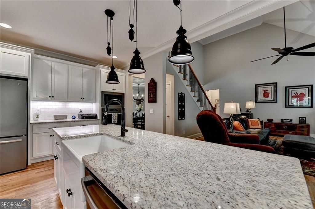 Canton, Georgia, 30114, United States, 4 Bedrooms Bedrooms, ,3 BathroomsBathrooms,Residential,For Sale,1953931