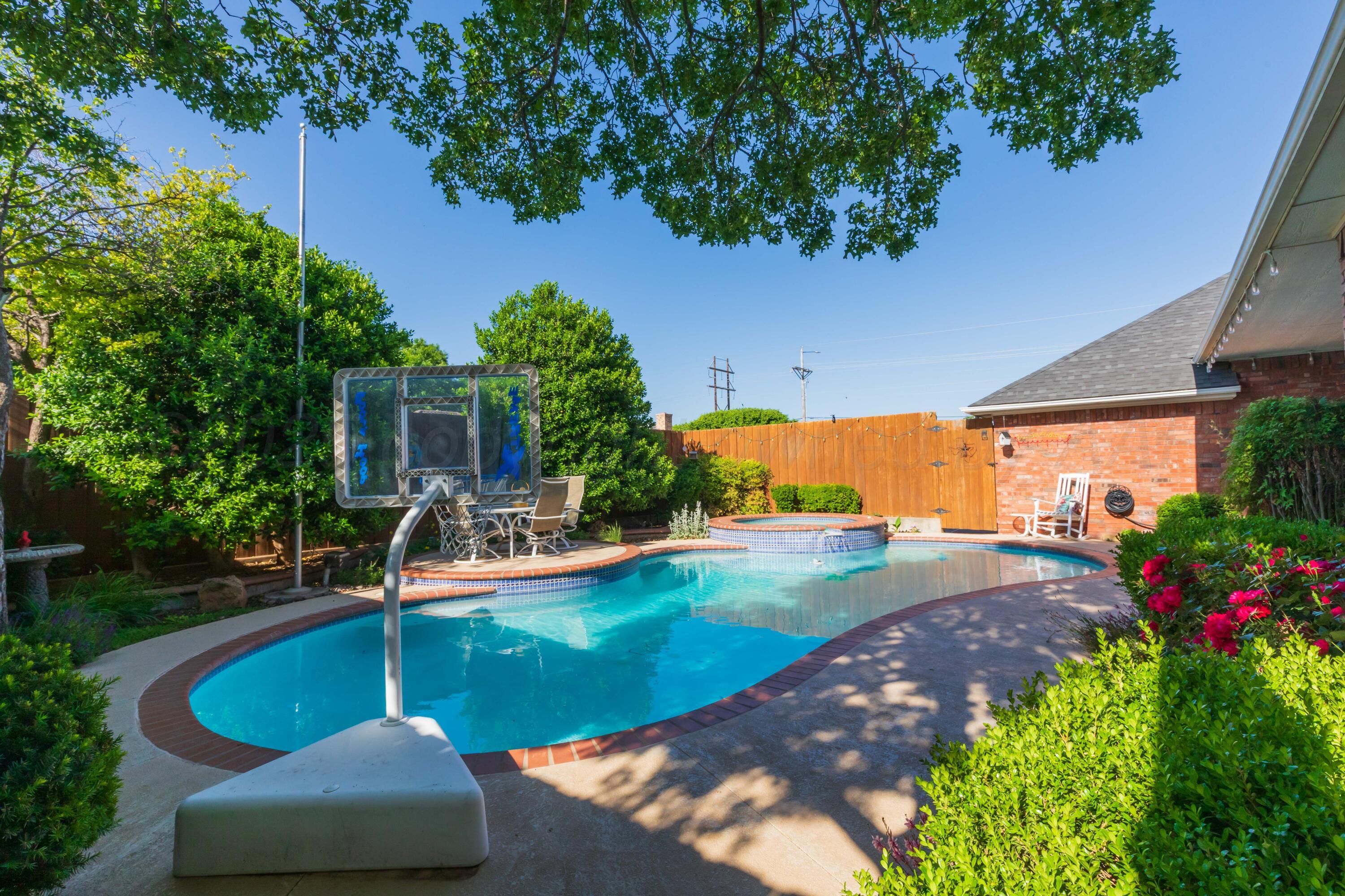 Amarillo, Texas, 79121, United States, 4 Bedrooms Bedrooms, ,3 BathroomsBathrooms,Residential,For Sale,1827163