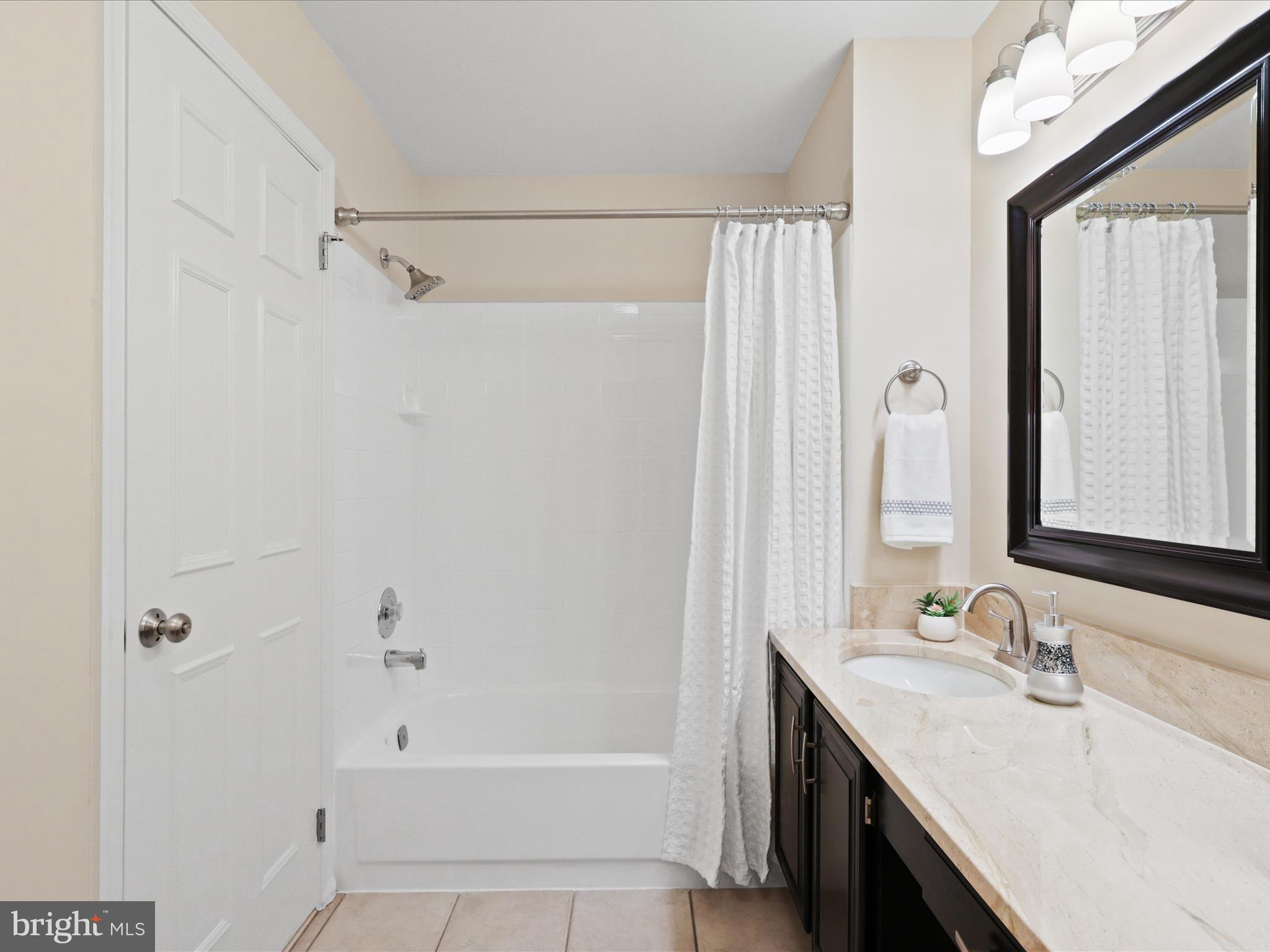 Herndon, Virginia, 20171, United States, 3 Bedrooms Bedrooms, ,3 BathroomsBathrooms,Residential,For Sale,1938418