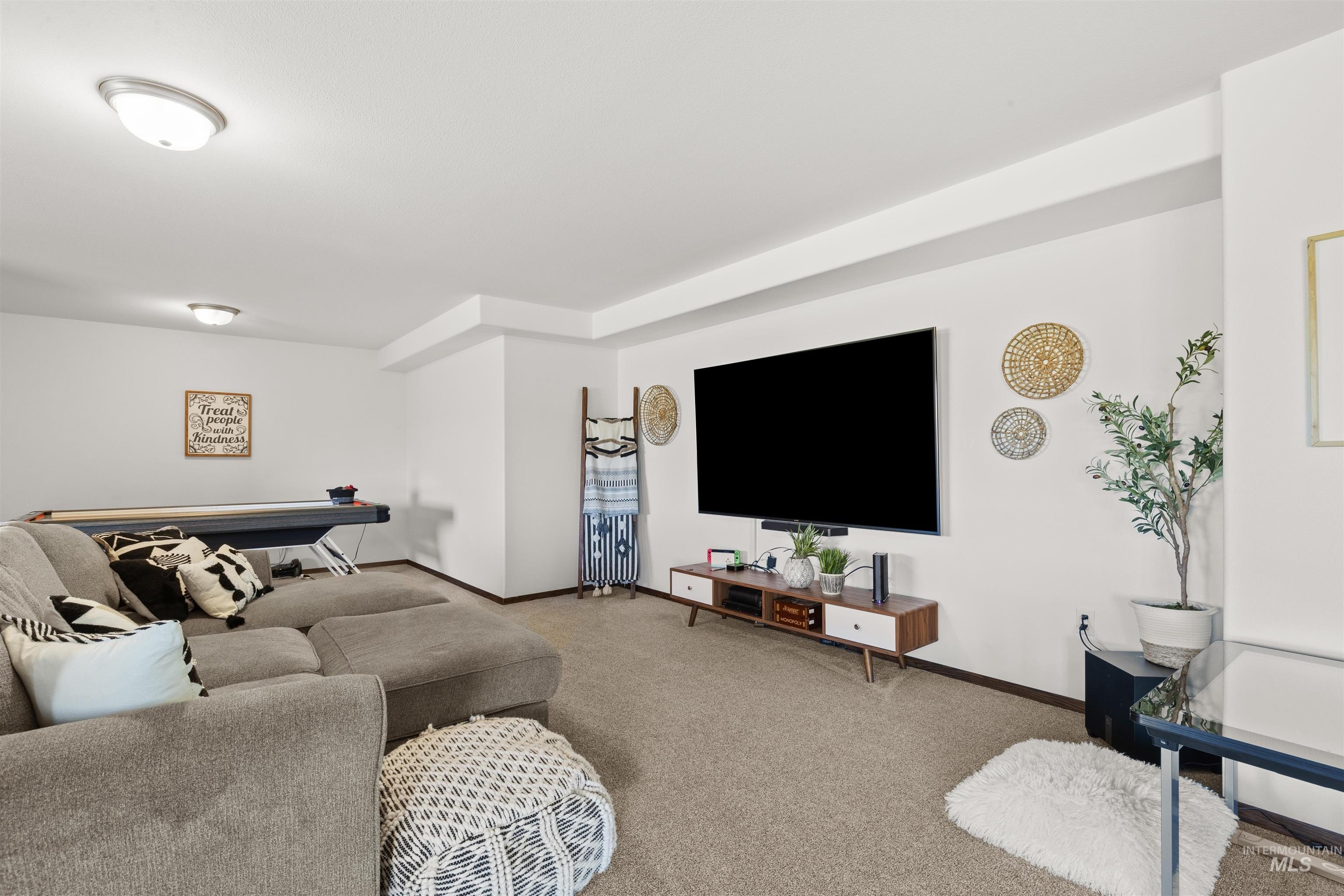 Clarkston, Washington, 99403, United States, 4 Bedrooms Bedrooms, ,3 BathroomsBathrooms,Residential,For Sale,1976590