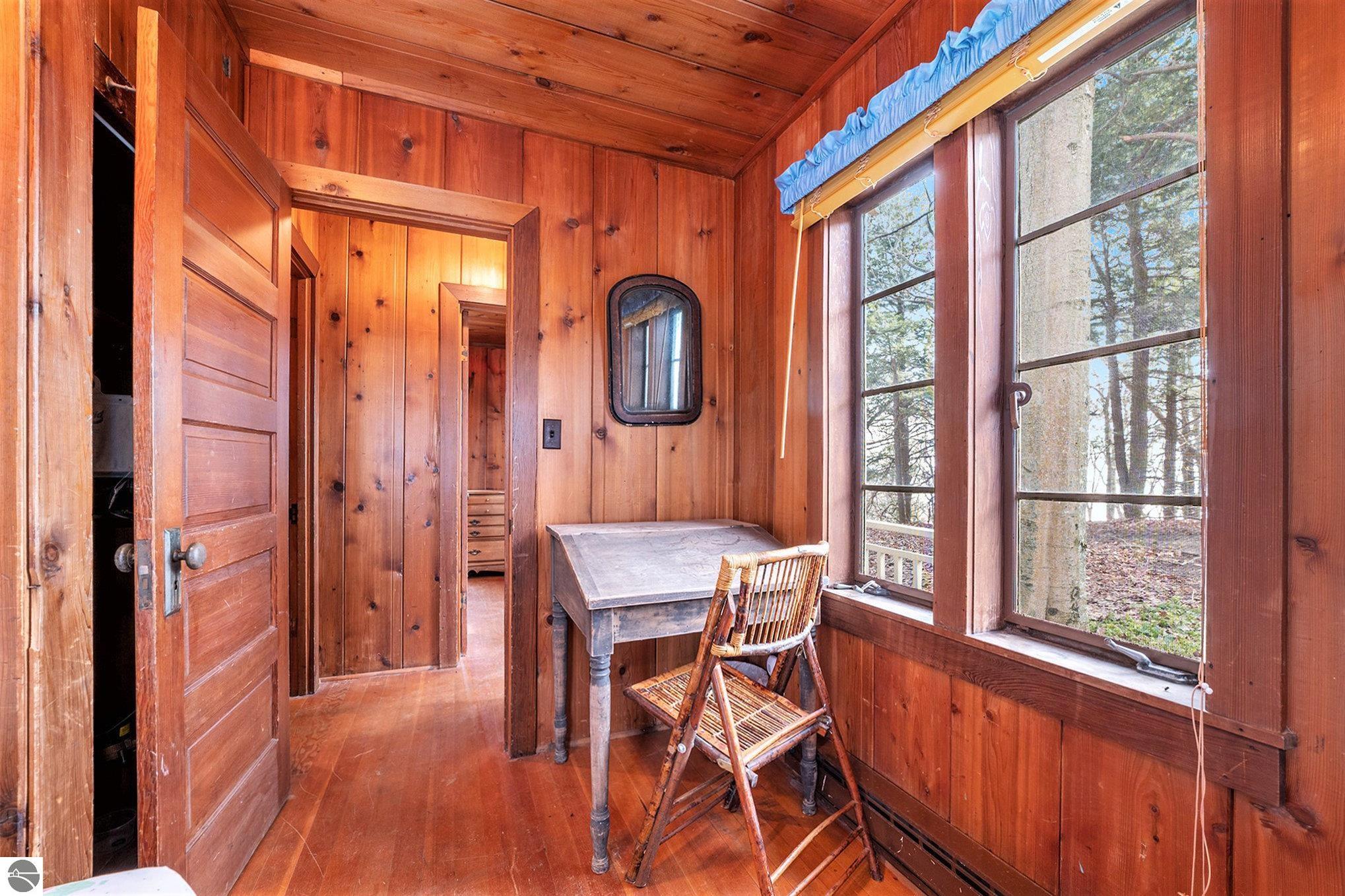 Frankfort, Michigan, 49635-9746, United States, 7 Bedrooms Bedrooms, ,5 BathroomsBathrooms,Residential,For Sale,1975140