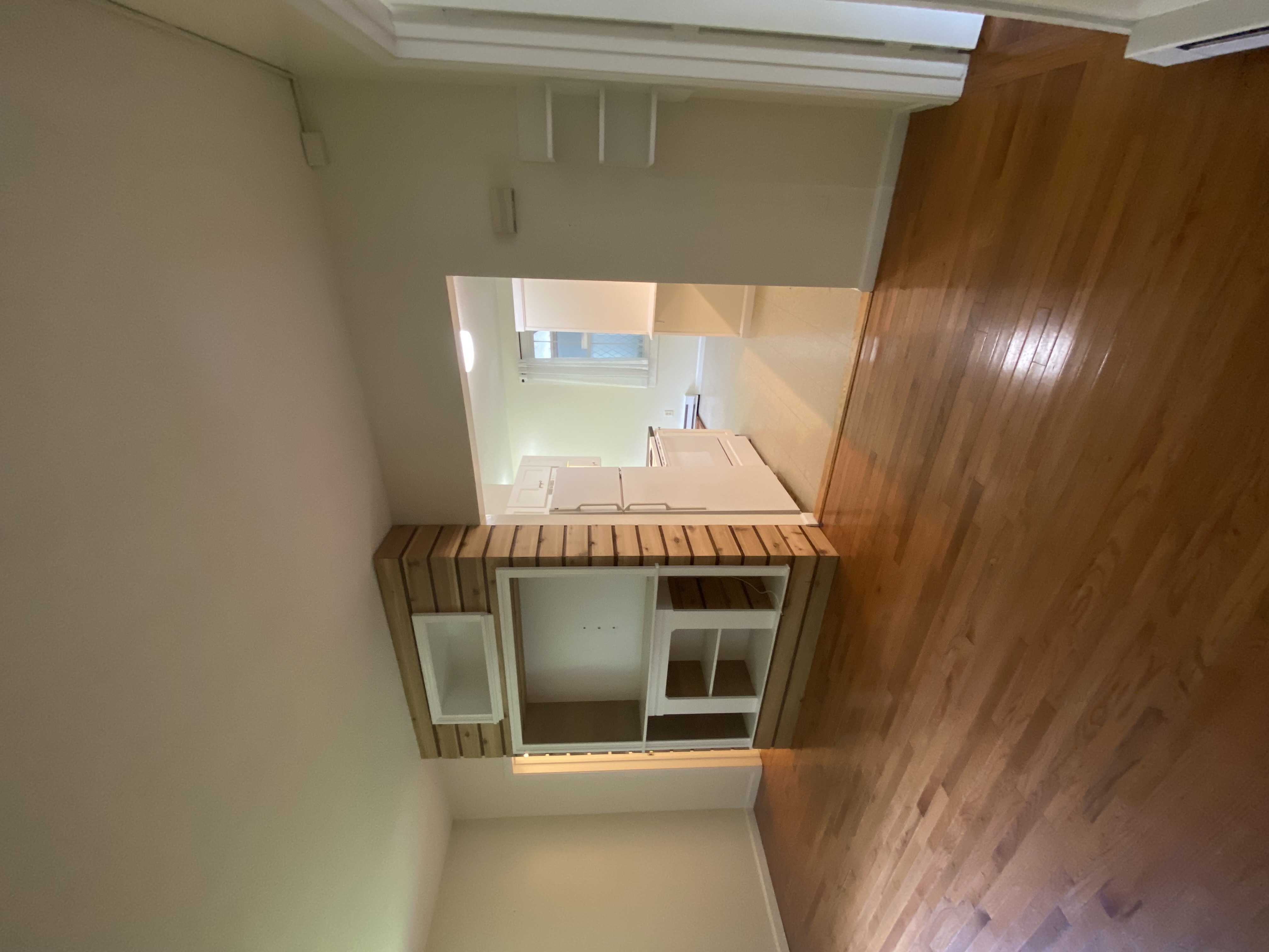 Rarely Available Multi-Family Home in Guilford - 物件實景