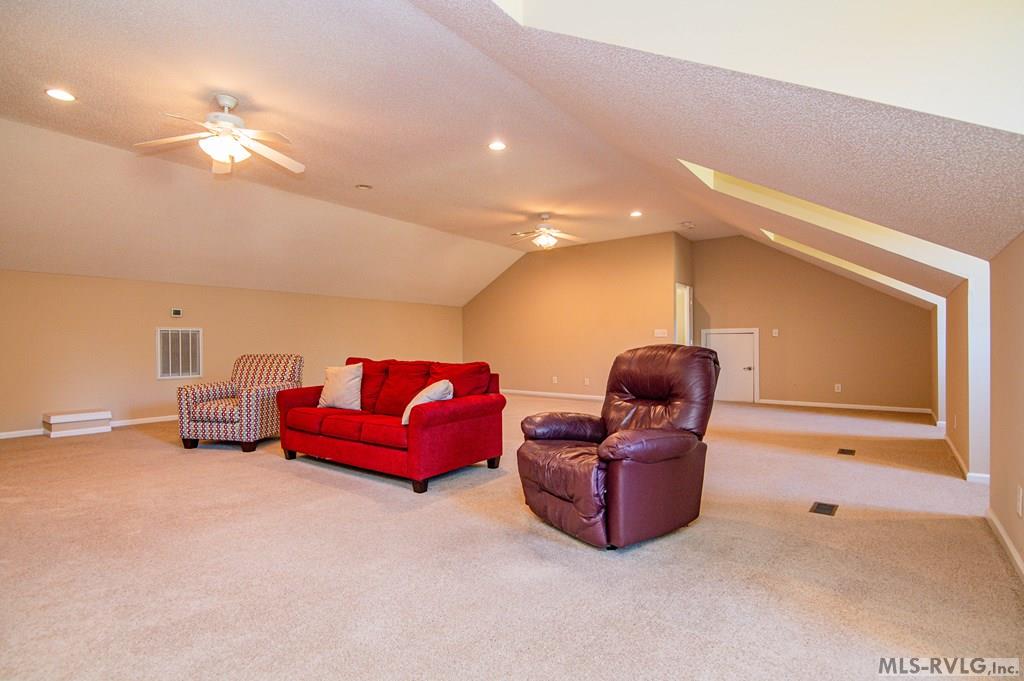 Littleton, North Carolina, 27850, United States, 4 Bedrooms Bedrooms, ,3 BathroomsBathrooms,Residential,For Sale,1972408