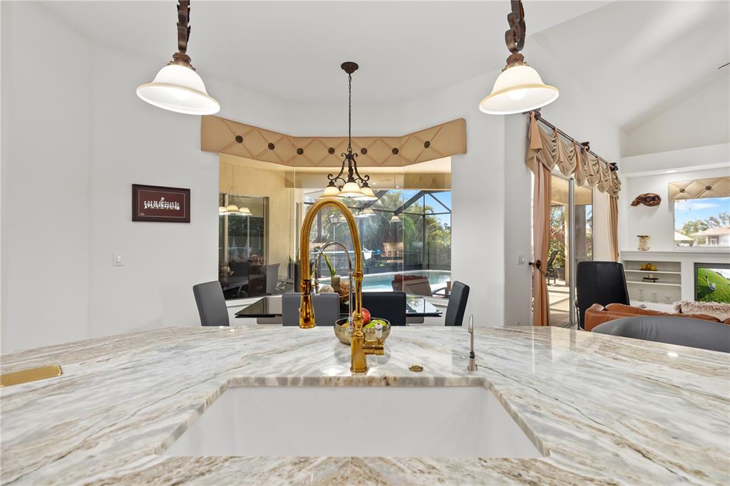 Bradenton, Florida, 34212, United States, 4 Bedrooms Bedrooms, ,4 BathroomsBathrooms,Residential,For Sale,1721021