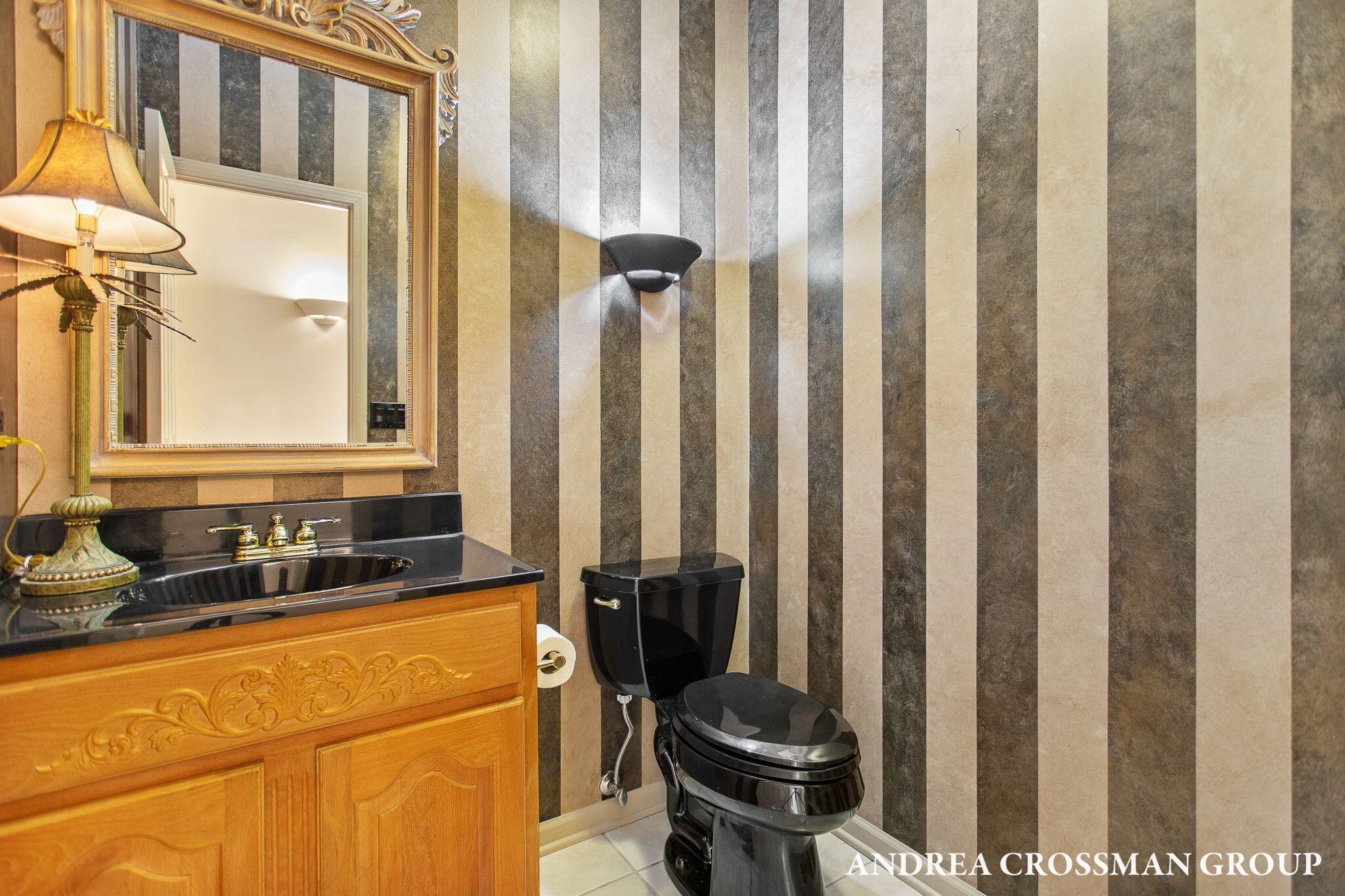 St. Joseph, Michigan, 49085, United States, 4 Bedrooms Bedrooms, ,4 BathroomsBathrooms,Residential,For Sale,1960959