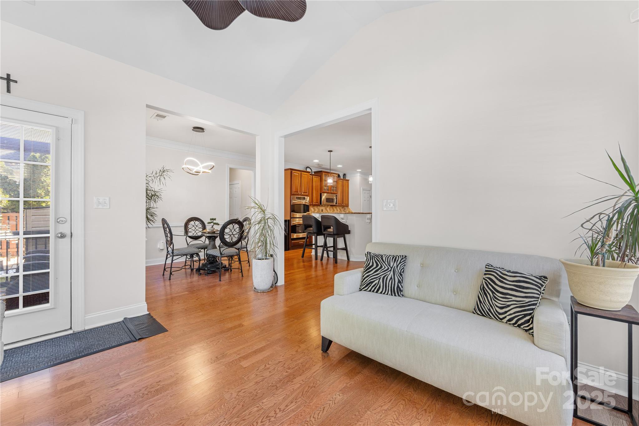 Huntersville, North Carolina, 28078, United States, 4 Bedrooms Bedrooms, ,3 BathroomsBathrooms,Residential,For Sale,1969011