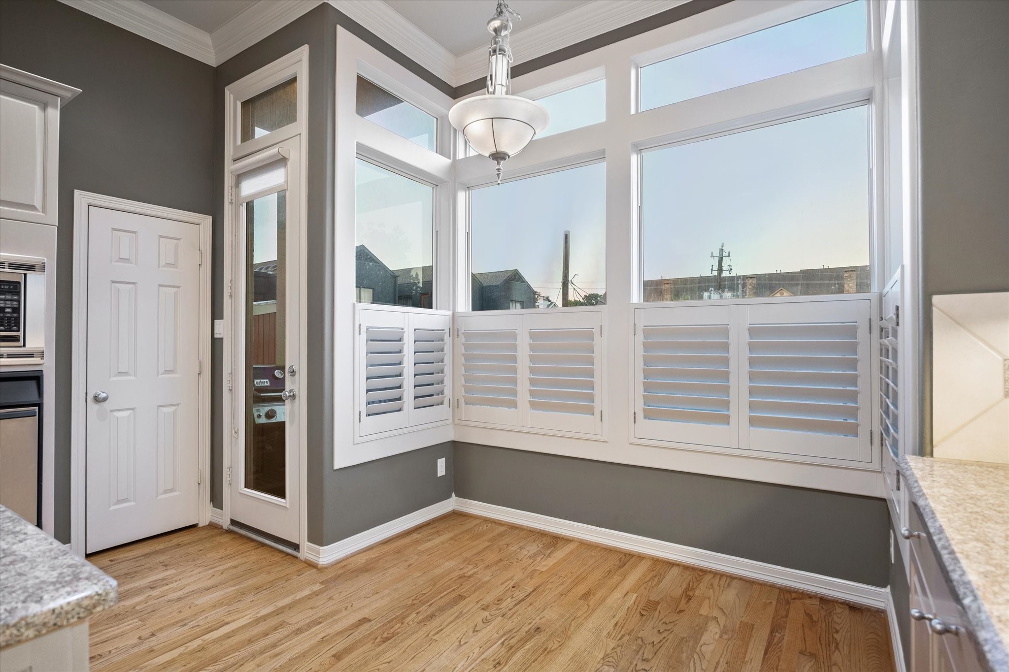  1515 Hyde Park Boulevard #5 - 物件實景