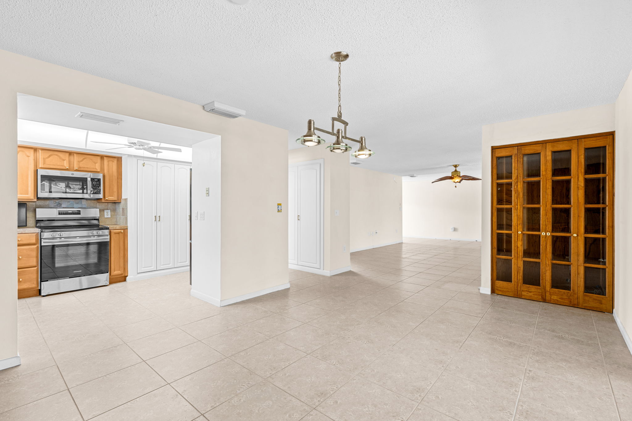  27 Westview Lane, Cocoa Beach, FL, 32931 - 物件實景