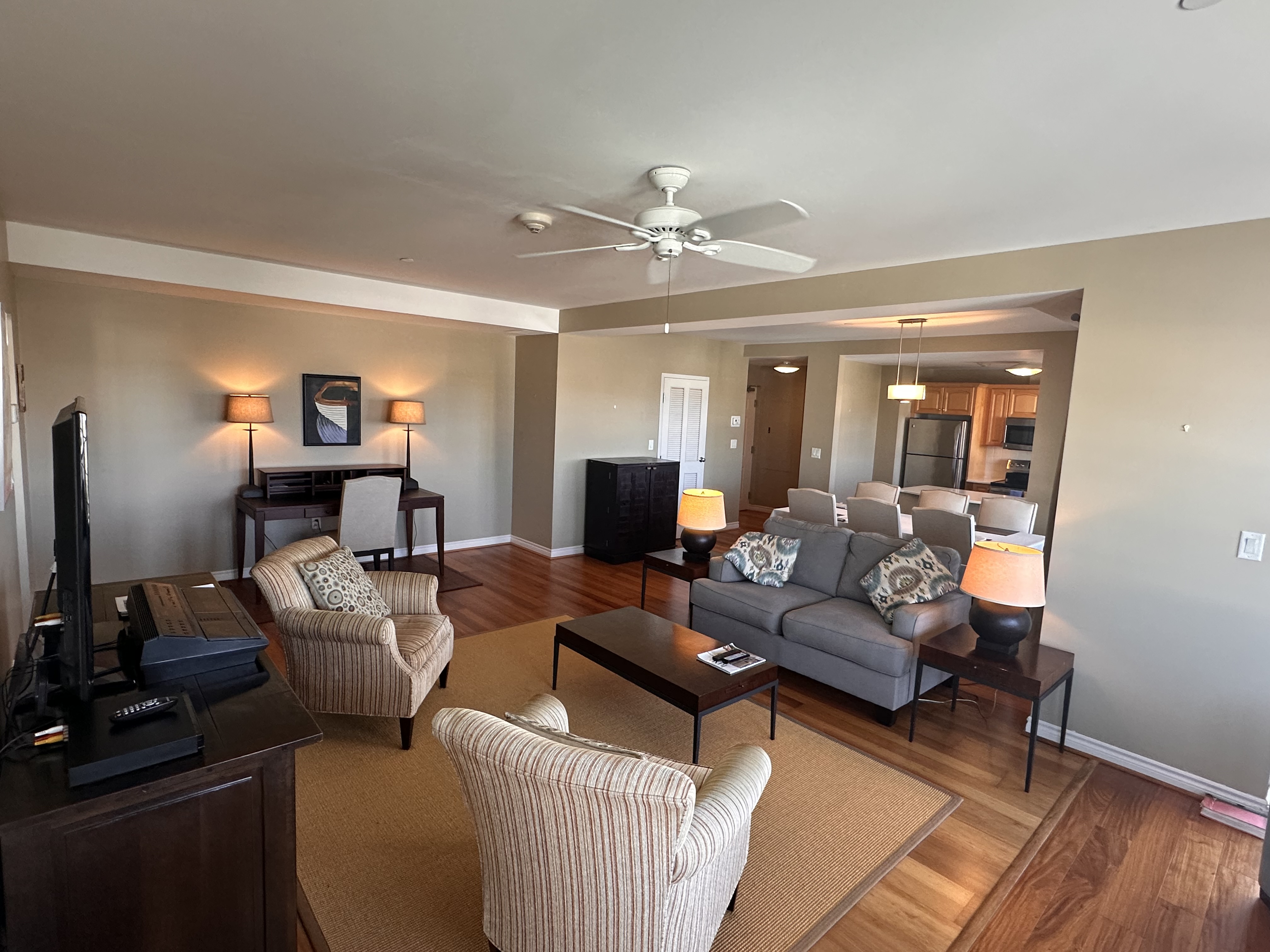 City of Hamilton, BM, 1 Bedroom Bedrooms, ,3 BathroomsBathrooms,Residential,For Sale,1696649