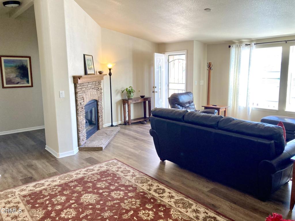 Ventura, California, 93003, United States, 3 Bedrooms Bedrooms, ,2 BathroomsBathrooms,Residential,For Sale,1980962