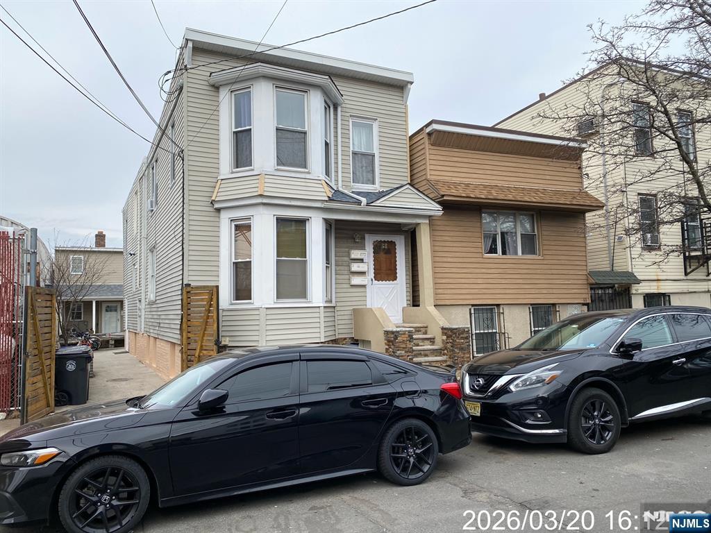 Newark, New Jersey, 07105, United States, 9 Bedrooms Bedrooms, ,5 BathroomsBathrooms,Residential,For Sale,2030710
