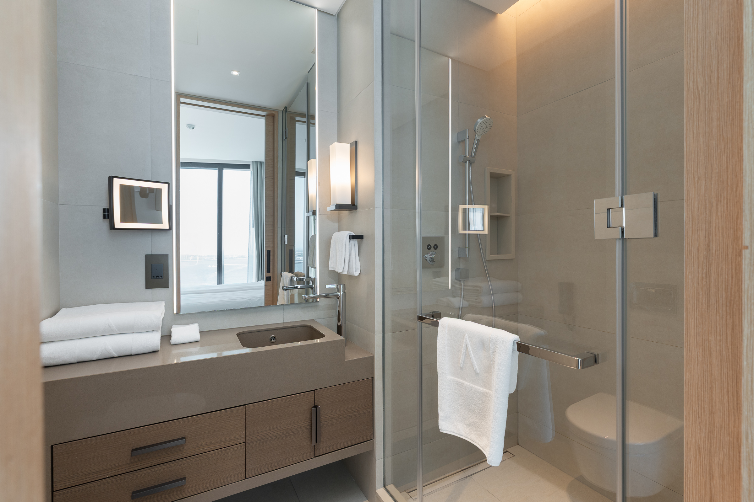  Fully-Serviced Branded Home With Sea Views in JBR - 物件實景