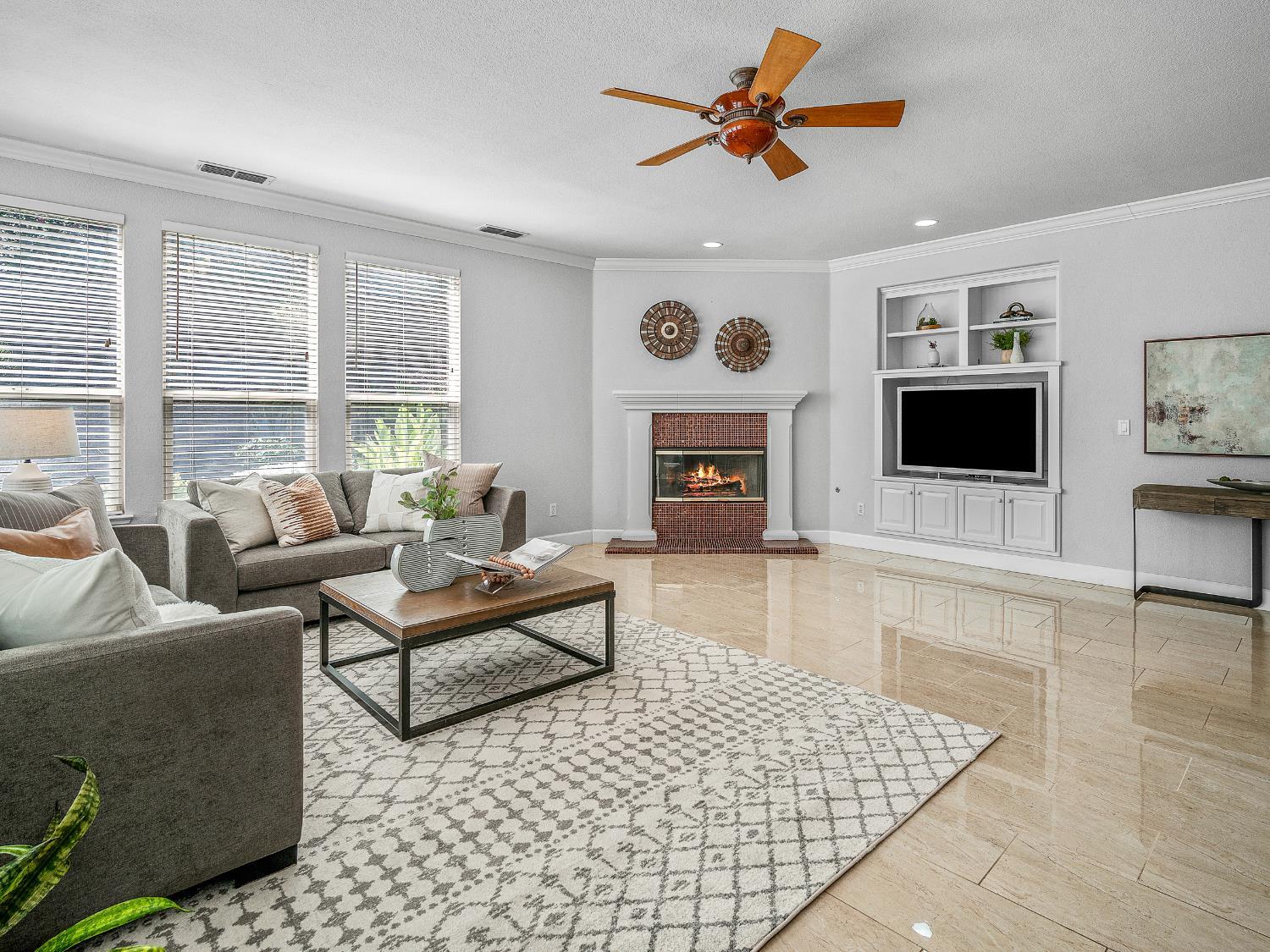 El Dorado Hills, California, 95762, United States, 5 Bedrooms Bedrooms, ,5 BathroomsBathrooms,Residential,For Sale,1914654