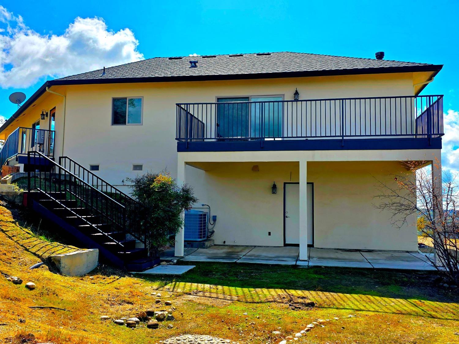 Coarsegold, California, 93614, United States, 3 Bedrooms Bedrooms, ,3 BathroomsBathrooms,Residential,For Sale,1927842