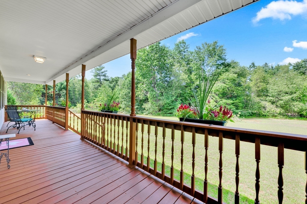 North Brookfield, Massachusetts, 01535, United States, 3 Bedrooms Bedrooms, ,3 BathroomsBathrooms,Residential,For Sale,2038424