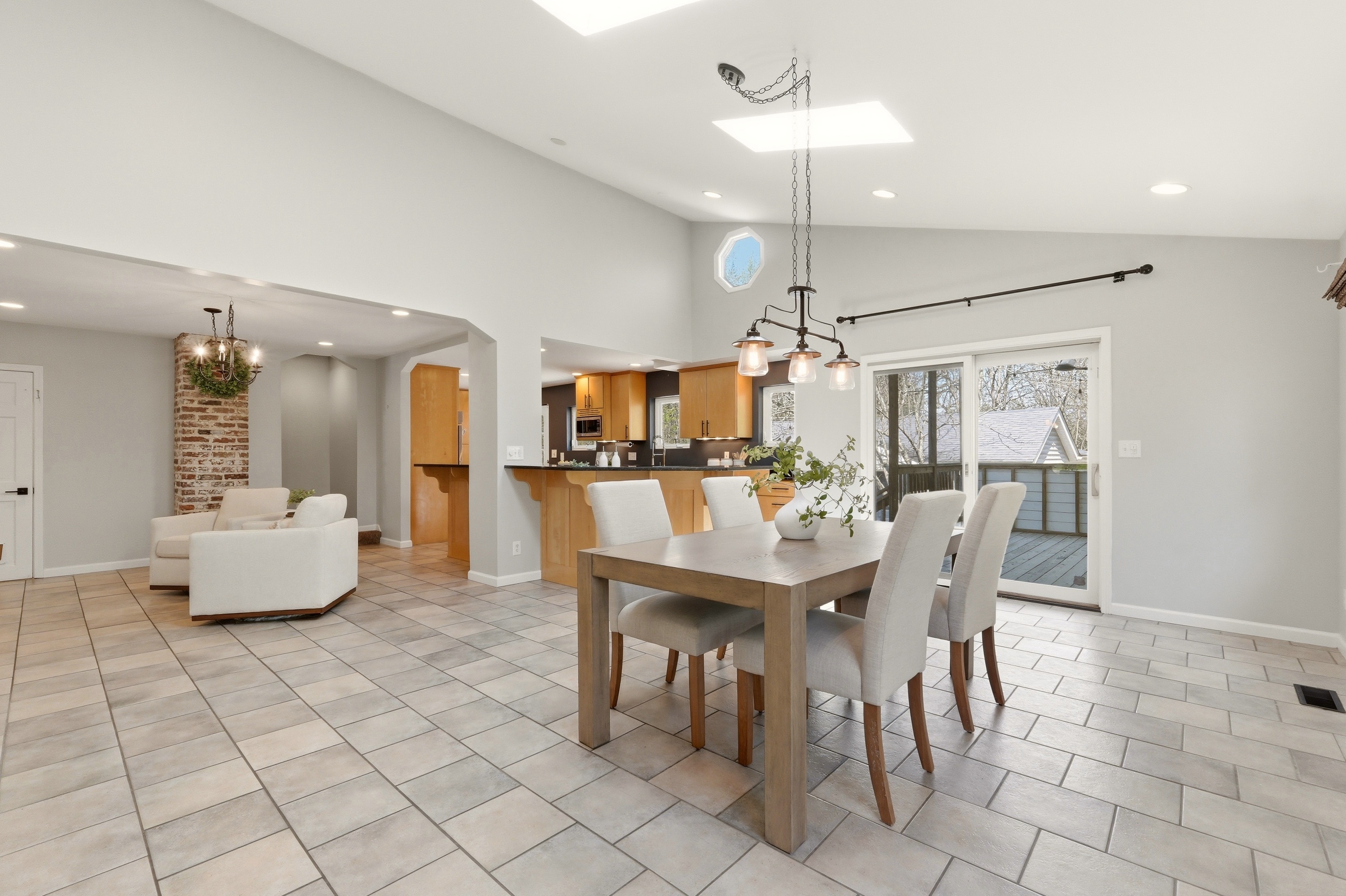  11805 Cedardale Road, Louisville, KY 40223 - 物件實景