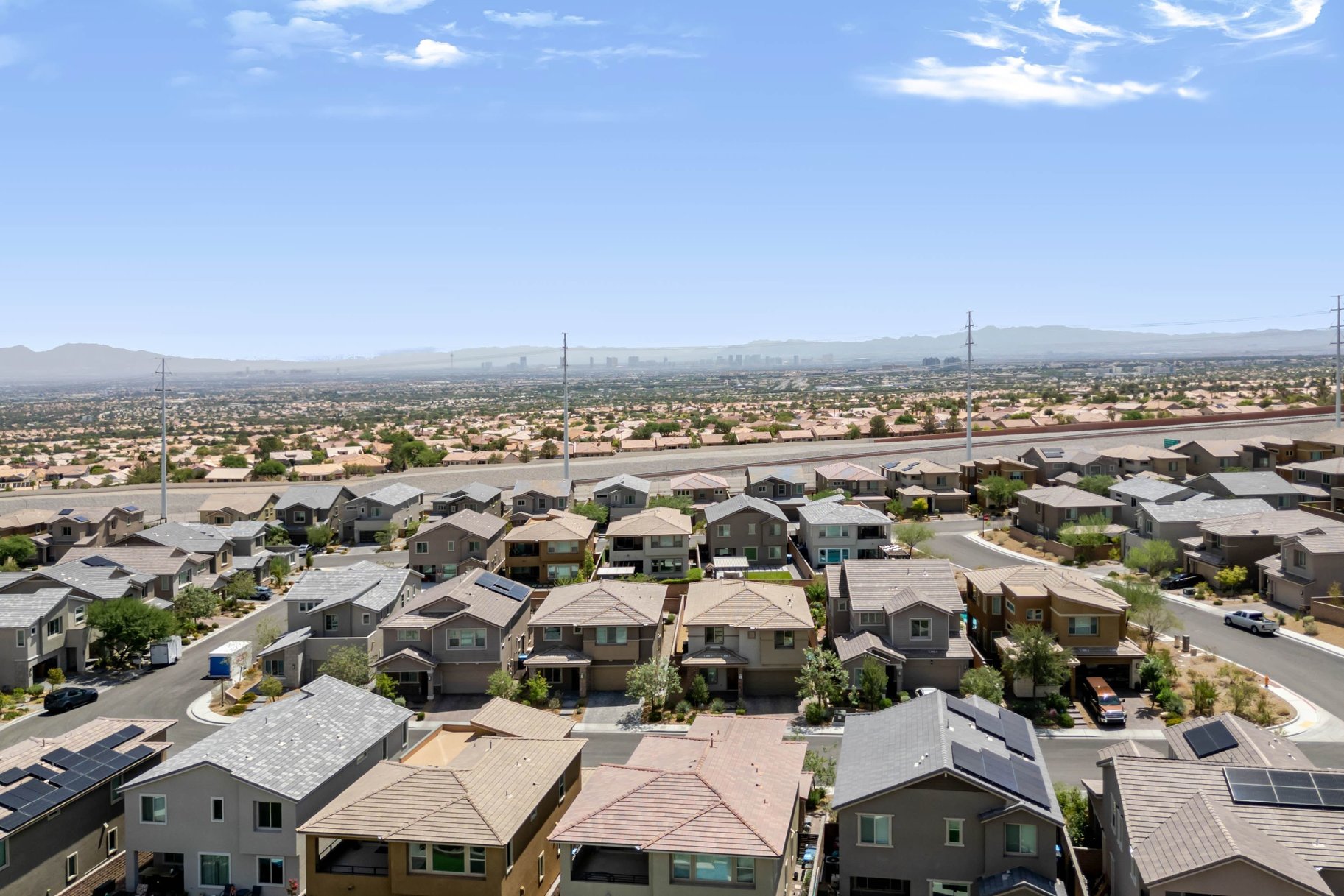  Mountain Views Meet Indoor-Outdoor Living in Reverence @ Summerlin - 物件實景