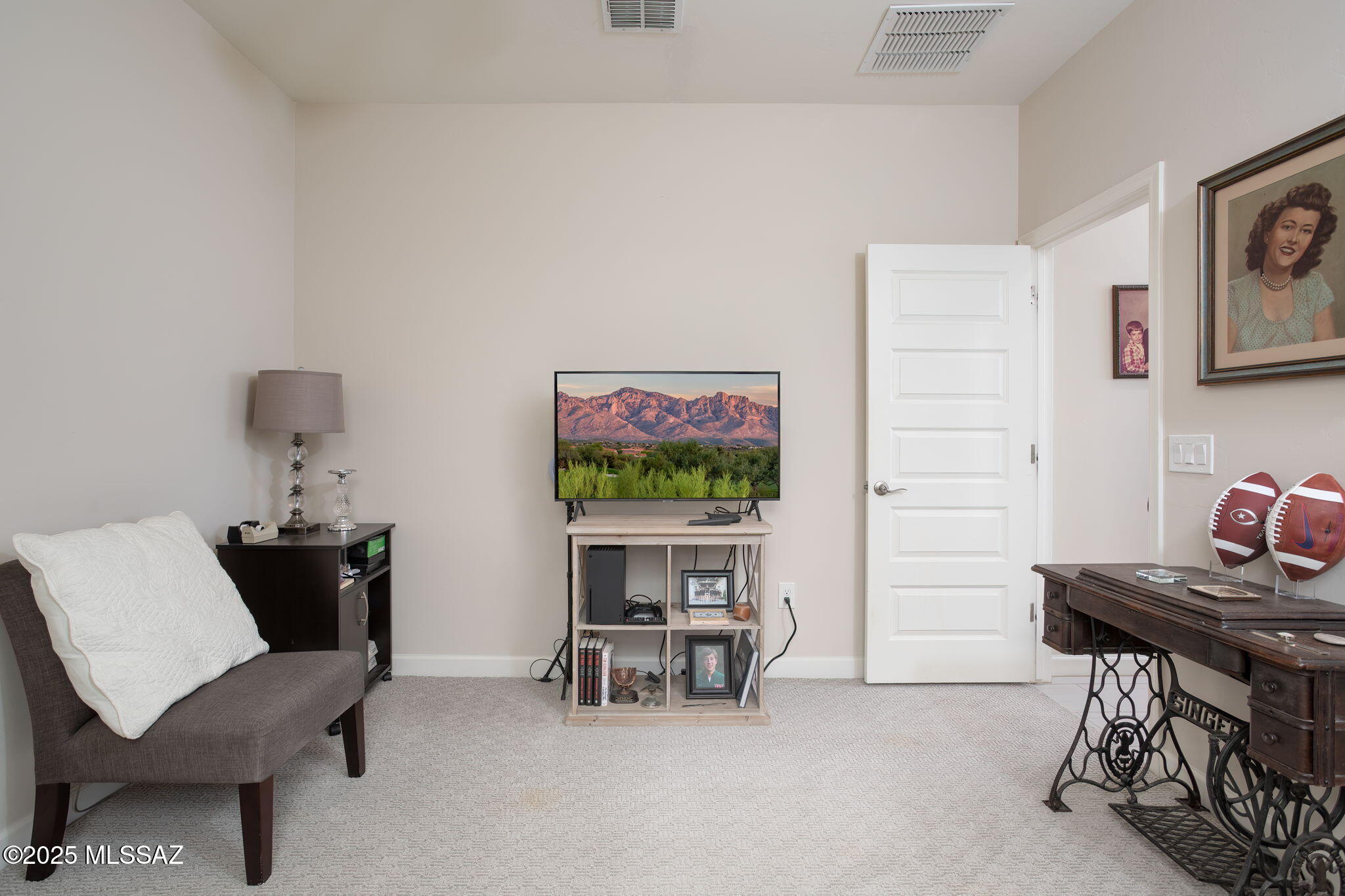 Oro Valley, Arizona, 85742, United States, 3 Bedrooms Bedrooms, ,3 BathroomsBathrooms,Residential,For Sale,1919699