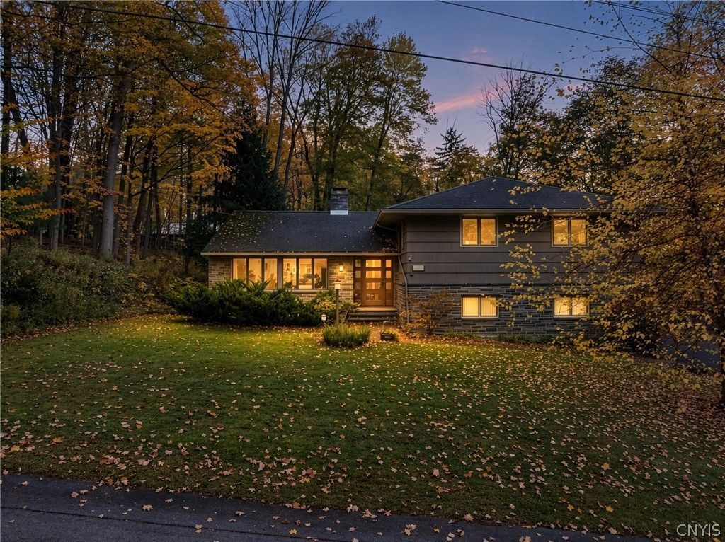 Prospect St, Clinton, NY 13323