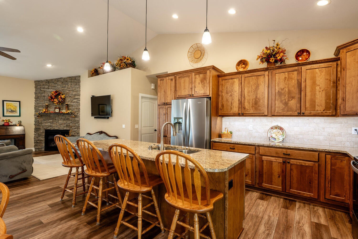 Sheridan, Wyoming, 82801, United States, 4 Bedrooms Bedrooms, ,2 BathroomsBathrooms,Residential,For Sale,1980620