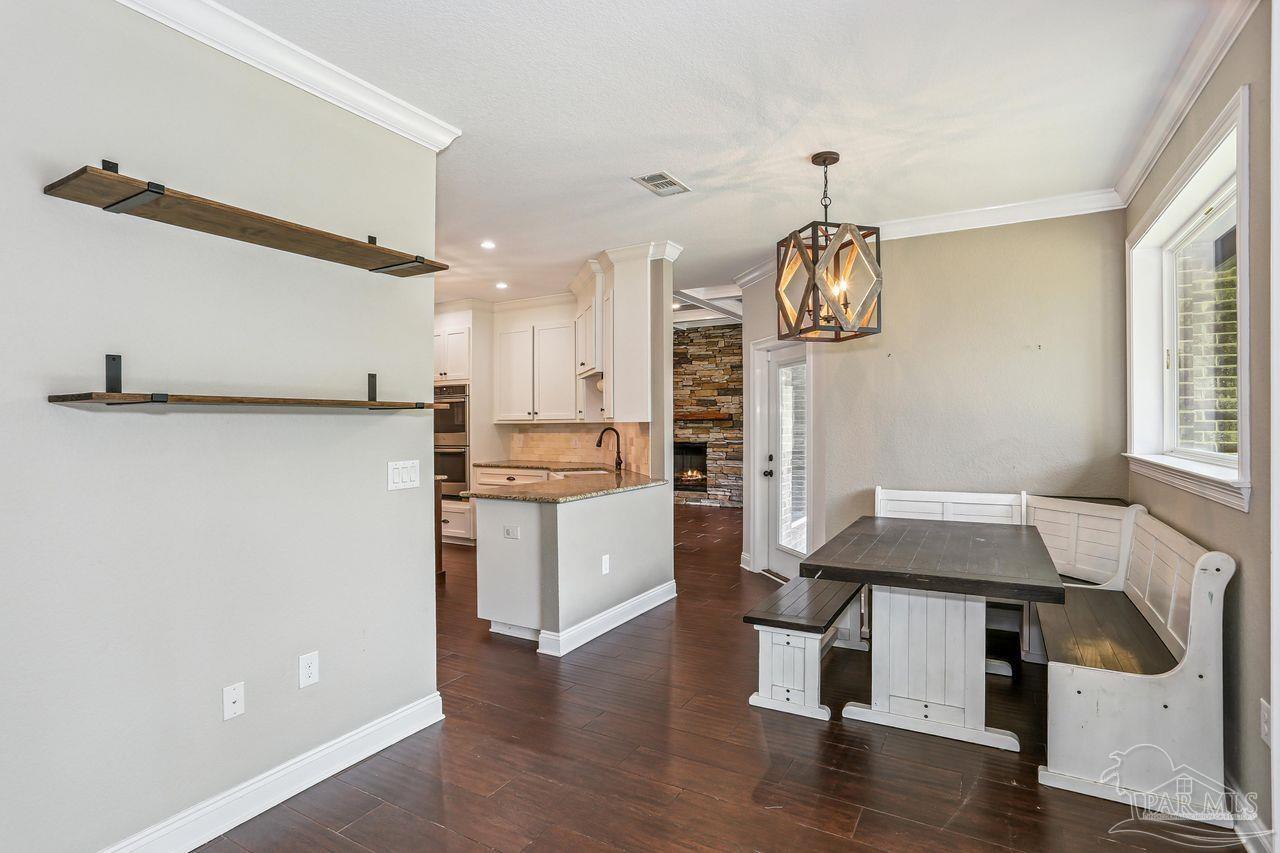 Pace, Florida, 32571, United States, 5 Bedrooms Bedrooms, ,4 BathroomsBathrooms,Residential,For Sale,1941978