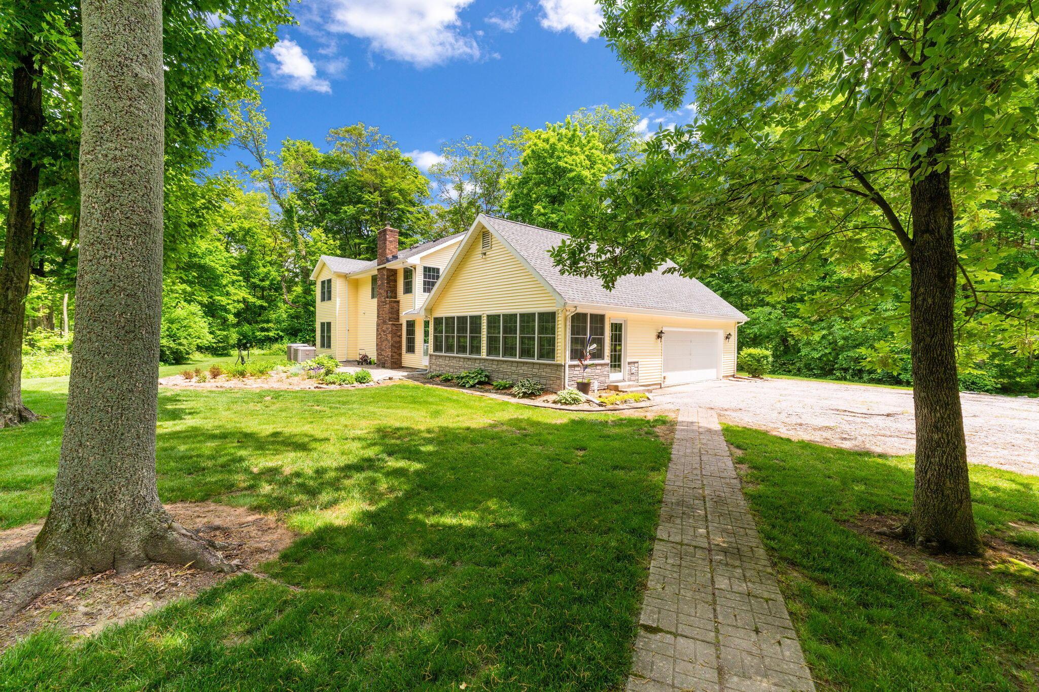 Marion, Ohio, 43302, United States, 5 Bedrooms Bedrooms, ,4 BathroomsBathrooms,Residential,For Sale,1995862