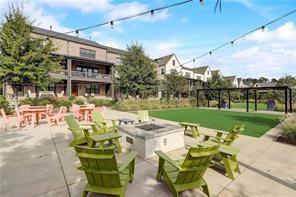 Alpharetta, Georgia, 30005, United States, 3 Bedrooms Bedrooms, ,4 BathroomsBathrooms,Residential,For Sale,1975008