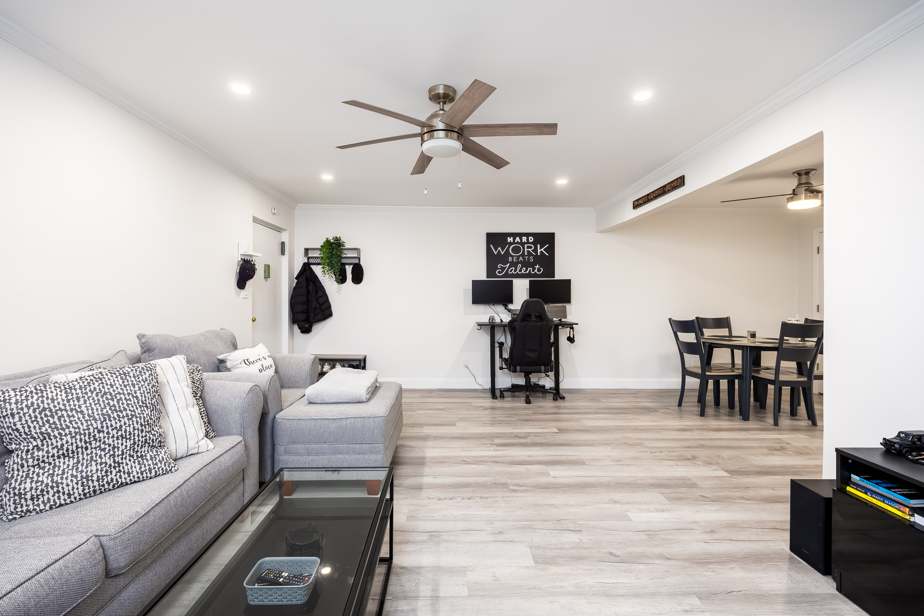  200 Merrick Road, Amityville, NY, 11701 - 物件實景