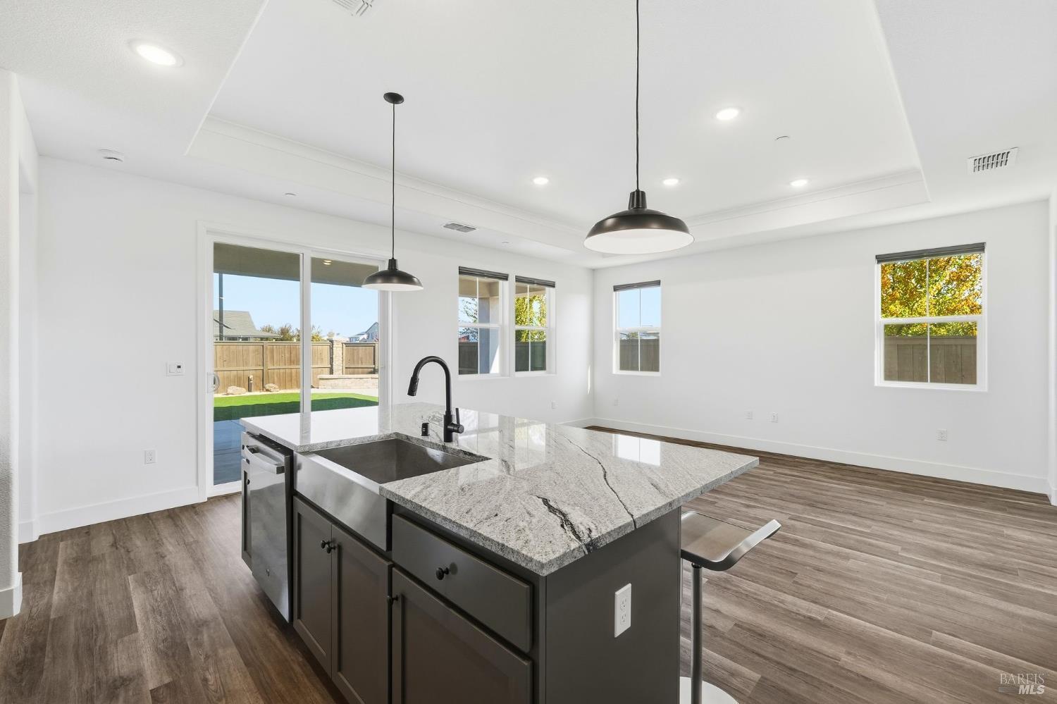 Dixon, California, 95620, United States, 2 Bedrooms Bedrooms, ,2 BathroomsBathrooms,Residential,For Sale,2005407