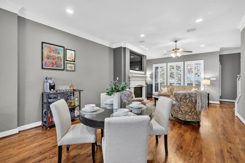 Dallas, Texas, 75219, United States, 2 Bedrooms Bedrooms, ,3 BathroomsBathrooms,Residential,For Sale,1996235