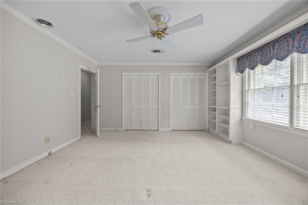 High Point, North Carolina, 27262, United States, 5 Bedrooms Bedrooms, ,4 BathroomsBathrooms,Residential,For Sale,1925566