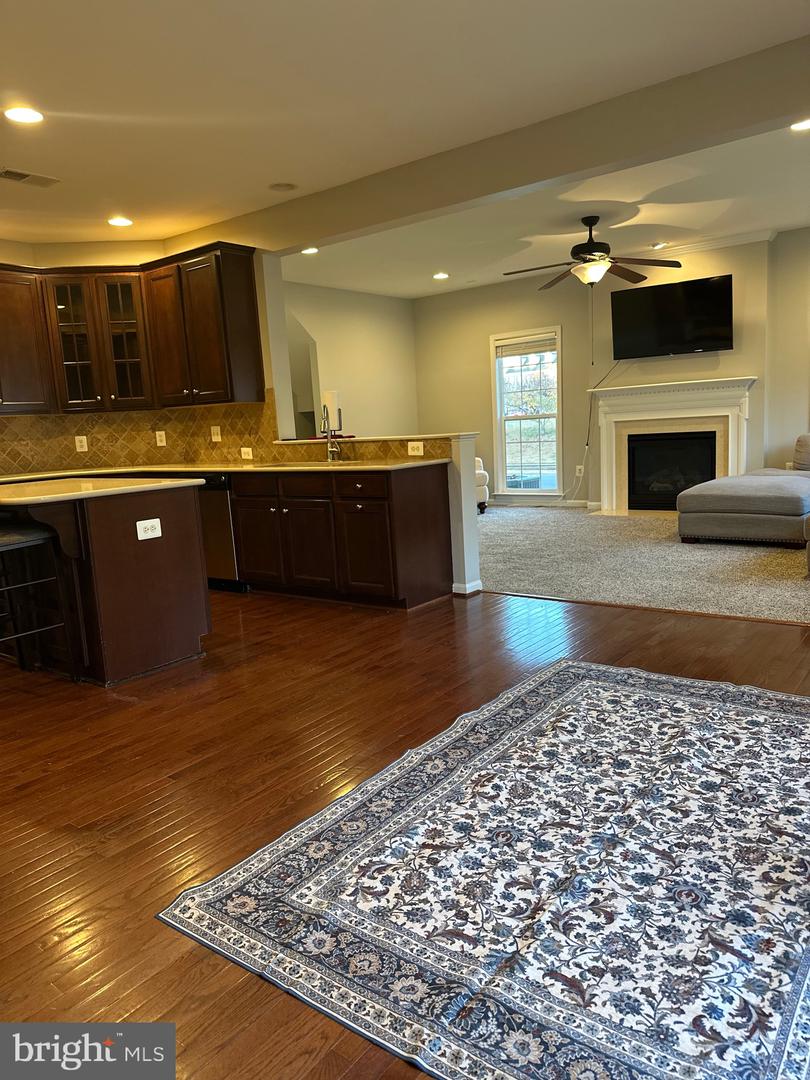 Boyce, Virginia, 22620, United States, 3 Bedrooms Bedrooms, ,4 BathroomsBathrooms,Residential,For Sale,1986256