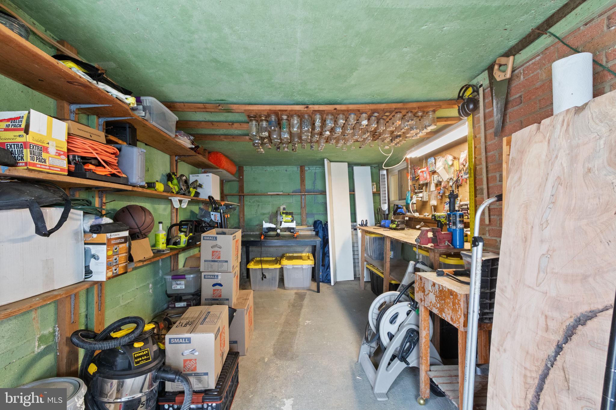 Lorton, Virginia, 22079, United States, 4 Bedrooms Bedrooms, ,3 BathroomsBathrooms,Residential,For Sale,1974671