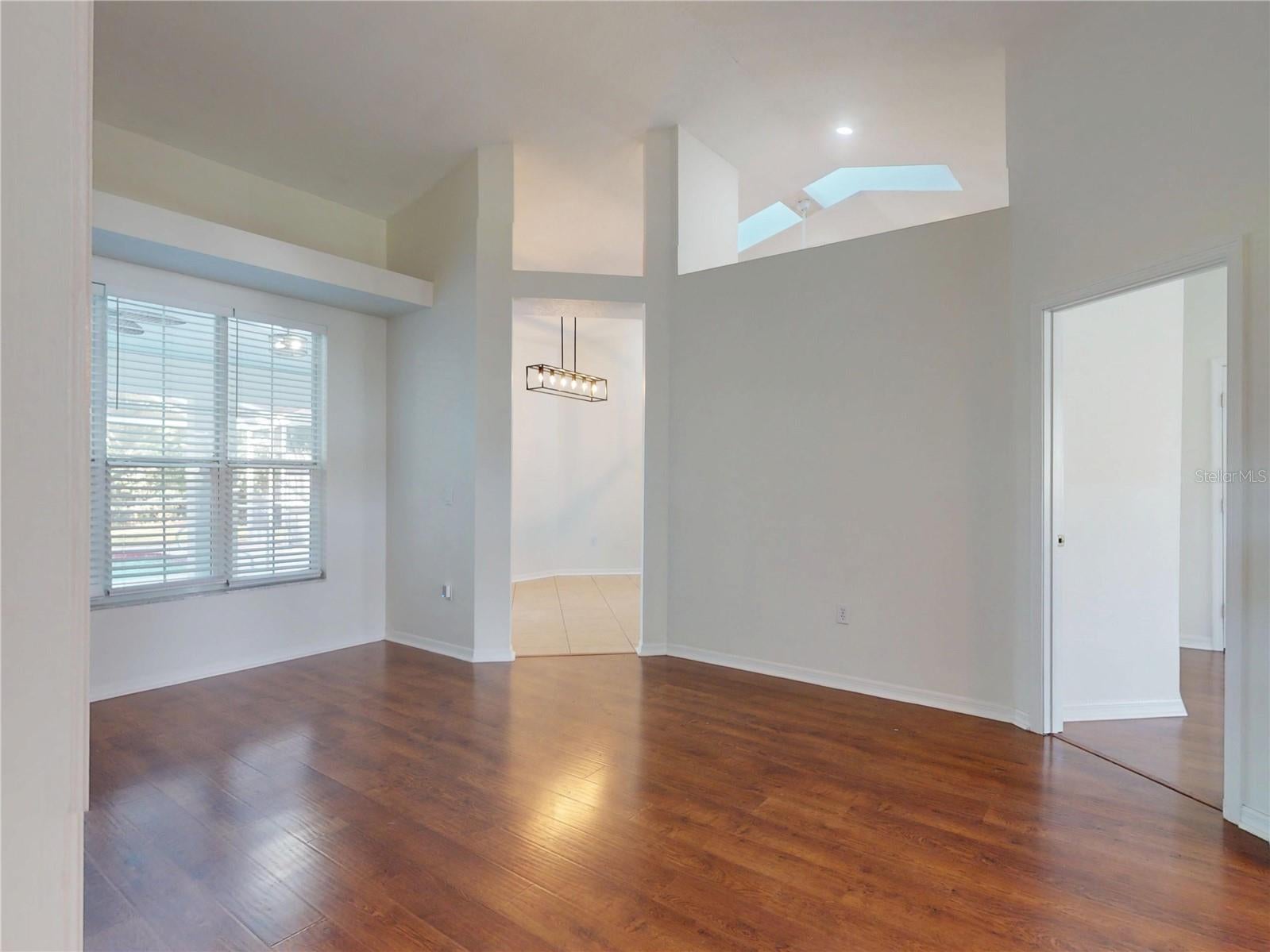 OCALA, Florida, 34482, United States, 4 Bedrooms Bedrooms, ,2 BathroomsBathrooms,Residential,For Sale,1991110