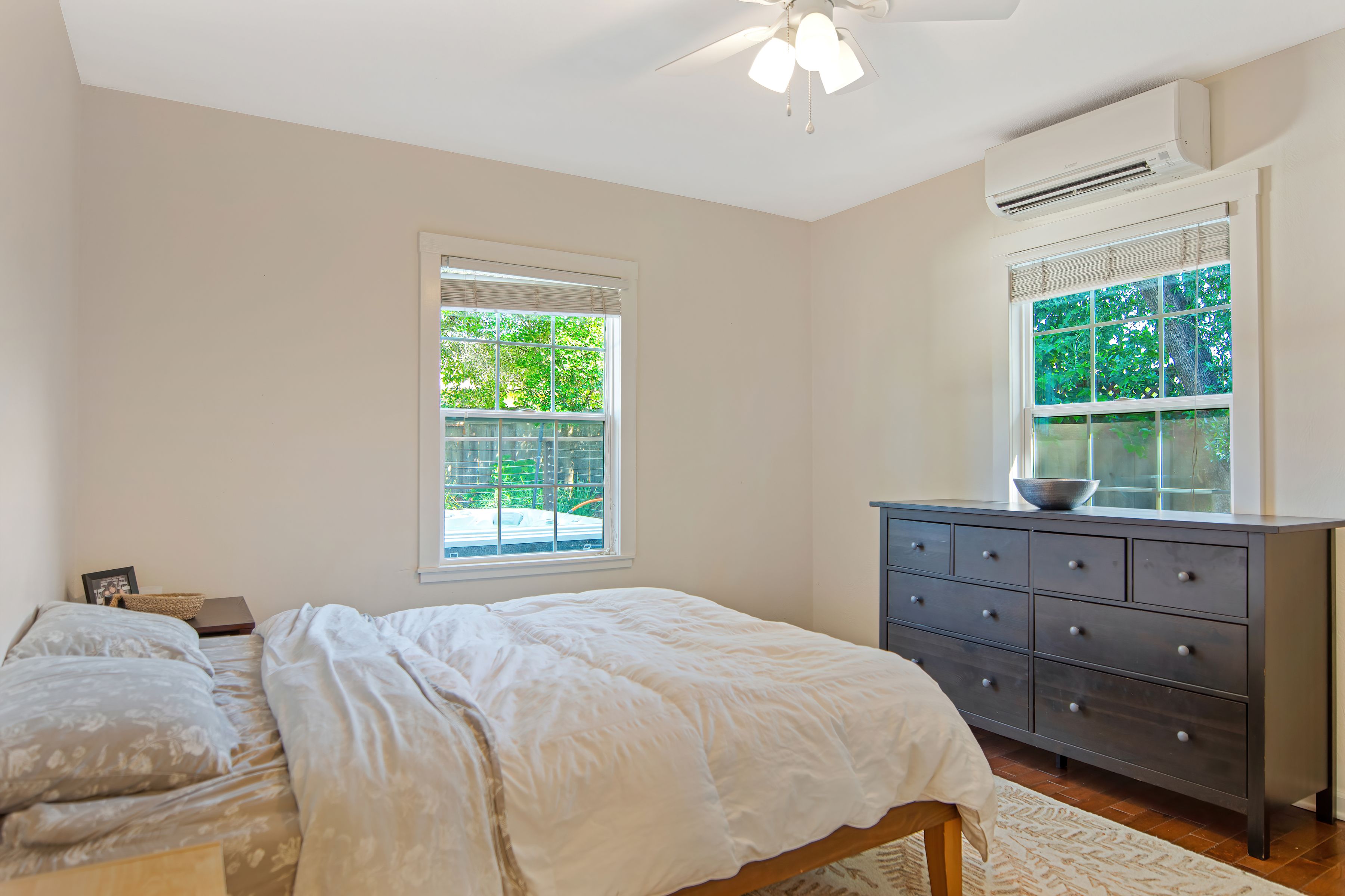  855 Boyes Blvd - 物件實景