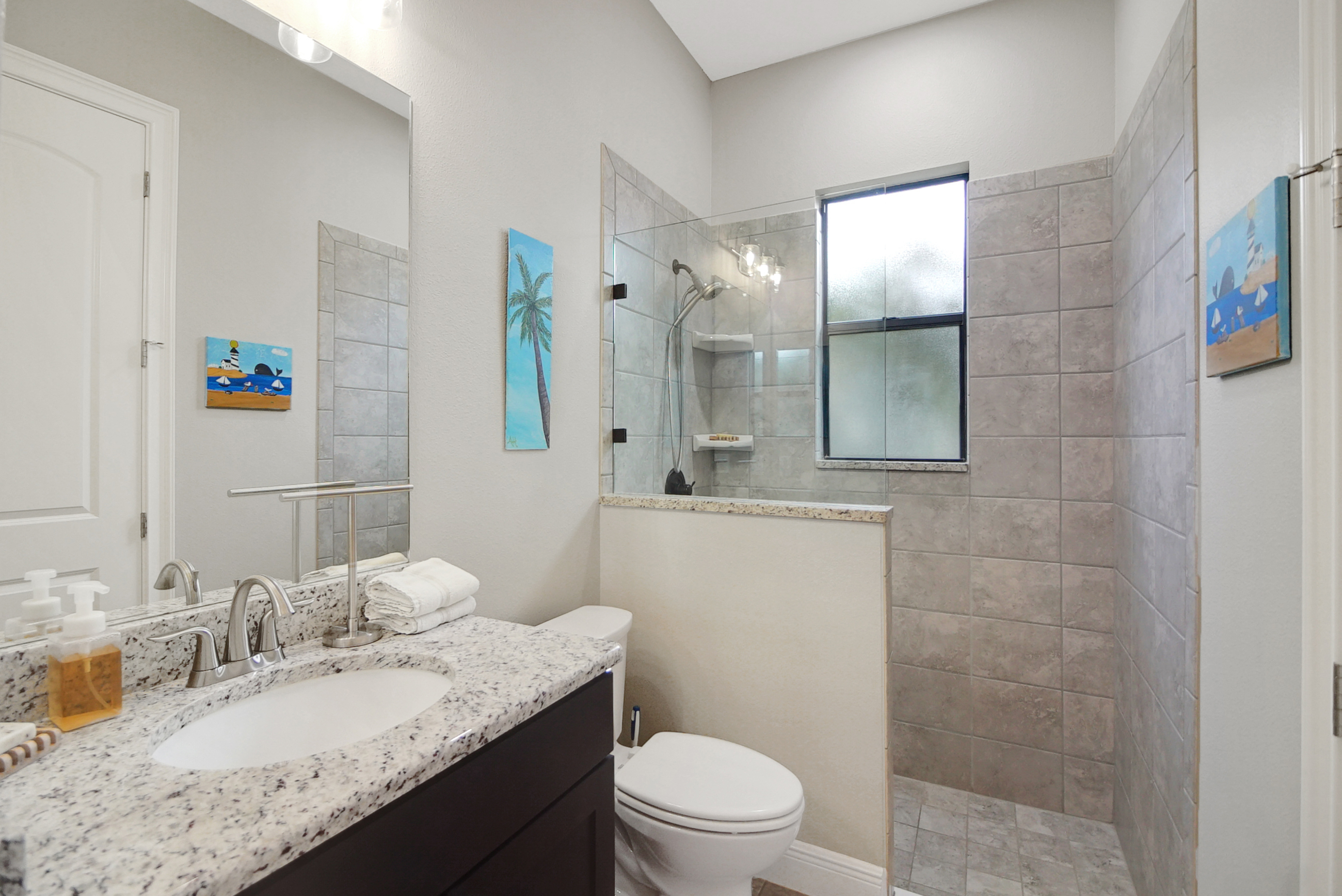 Lady Lake, Florida, 32159, United States, 4 Bedrooms Bedrooms, ,3 BathroomsBathrooms,Residential,For Sale,1922076
