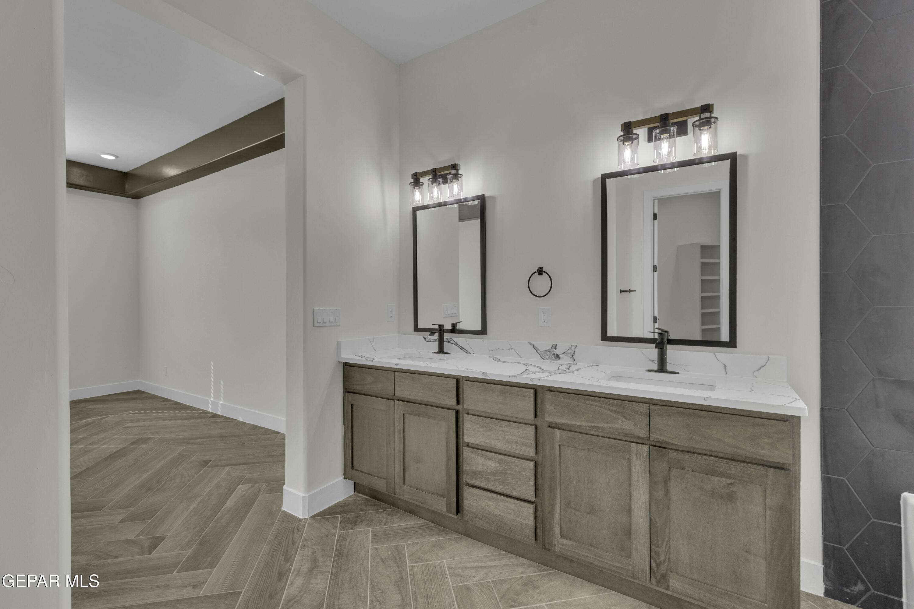 Harlan Point Pl, El Paso, TX 79928