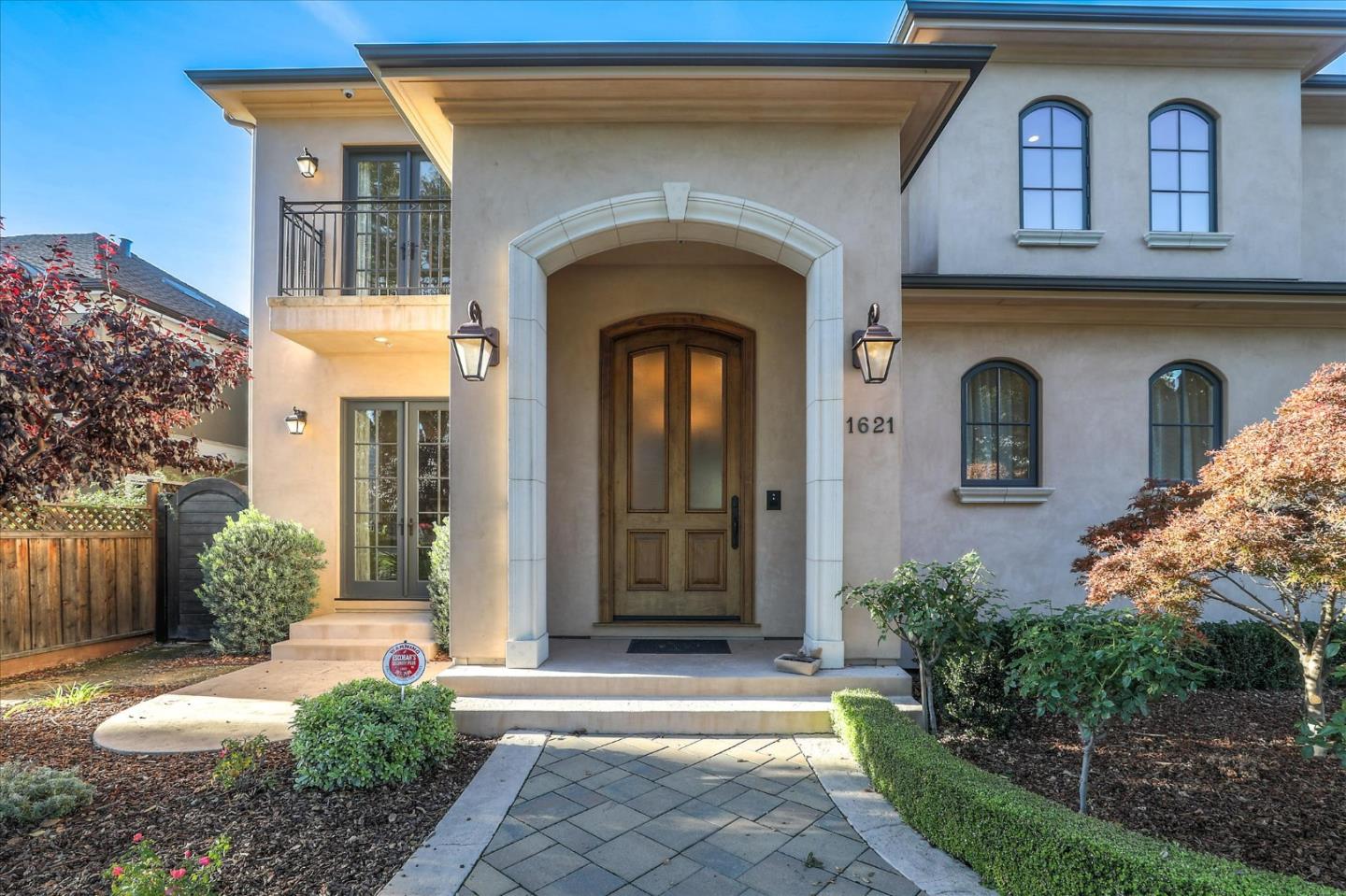 San Jose, California, 95126, United States, 4 Bedrooms Bedrooms, ,6 BathroomsBathrooms,Residential,For Sale,1987802